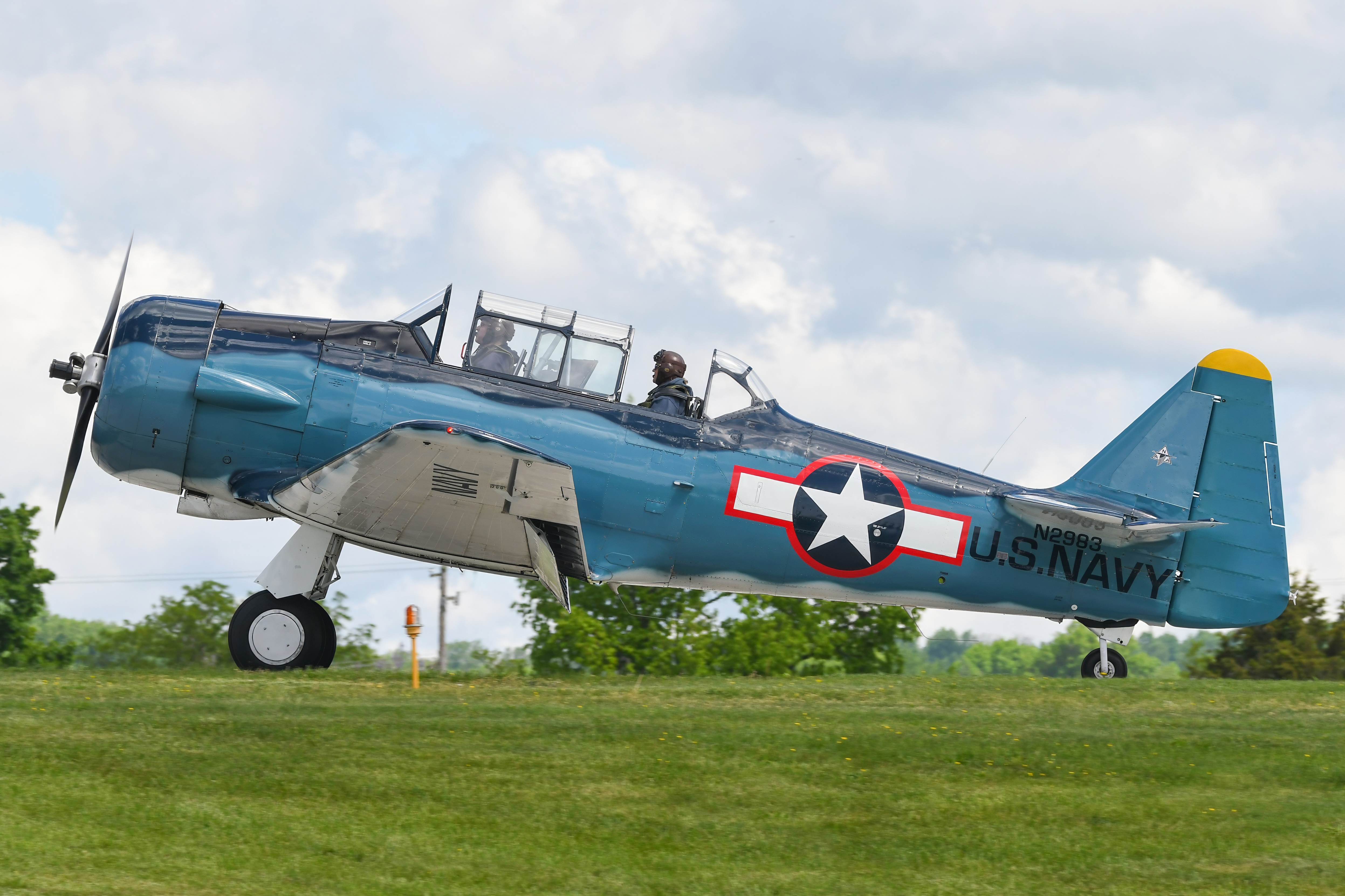 Full size: PRIVATE North American T-6 Texan N2983 at Heritage Field Airport