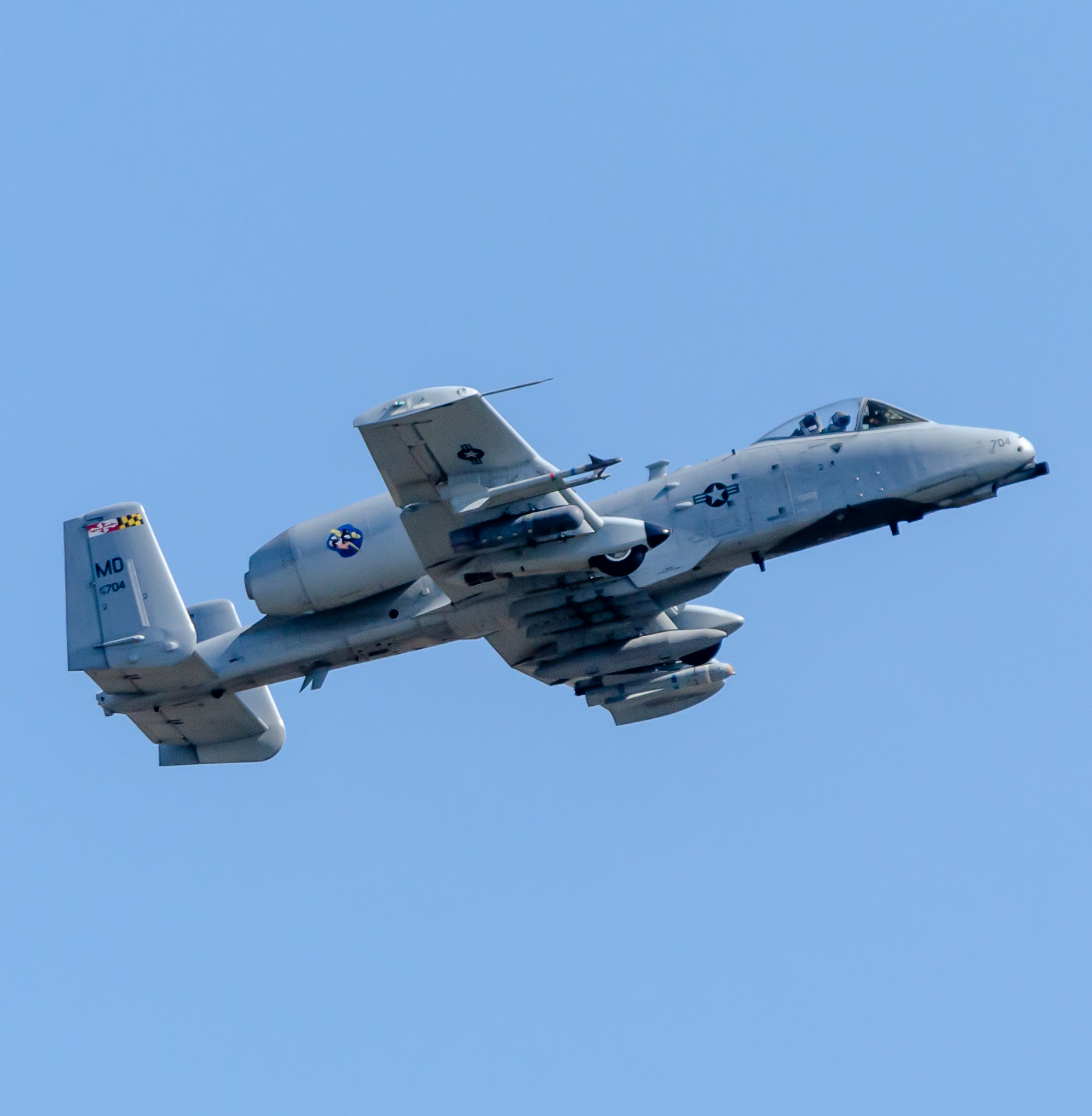 Full size: United States Air Force Fairchild A-10 Thunderbolt 78-0704 at Atlantic City International Airport