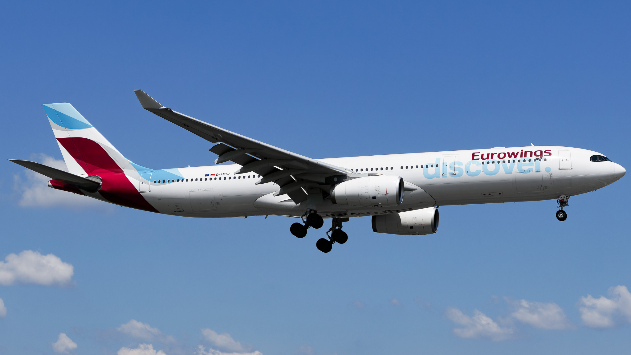 Full size: Eurowings Discover  Airbus A330-300 D-AFYQ at Tampa International Airport