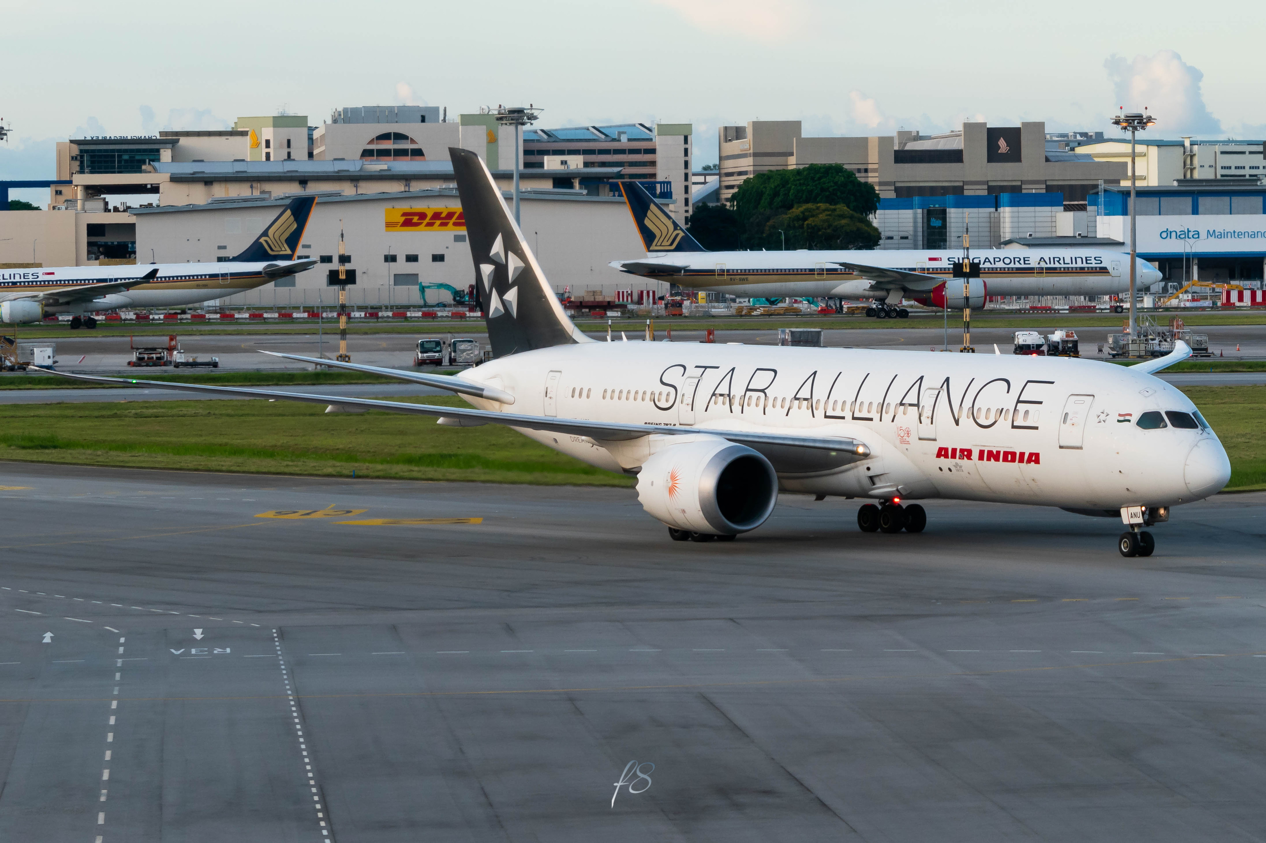 Full size: Air India Boeing 787-8 VT-ANU at Singapore-Changi Airport
