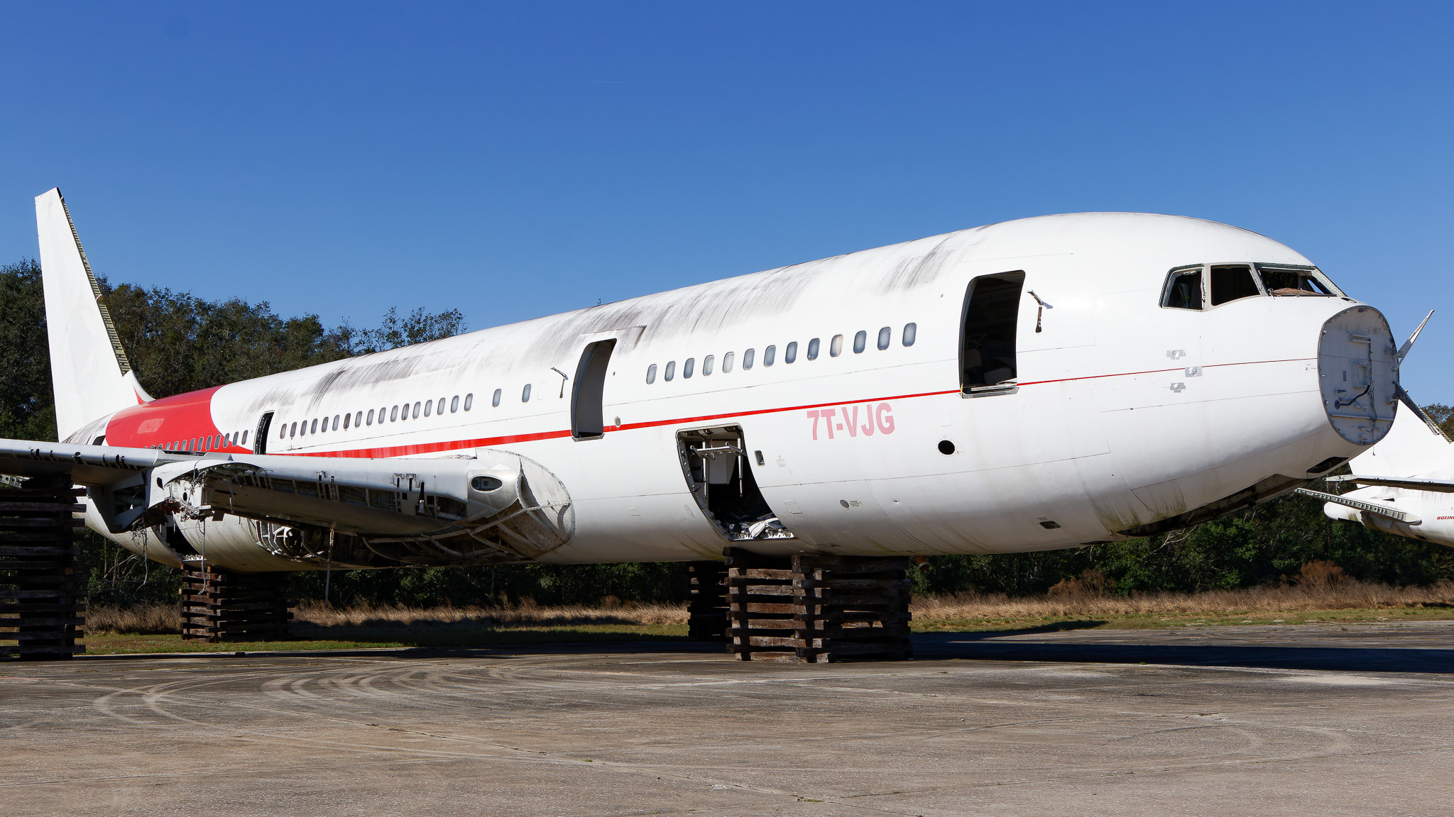 Full size: Air Algerie Boeing 767-300 7T-VJG at 