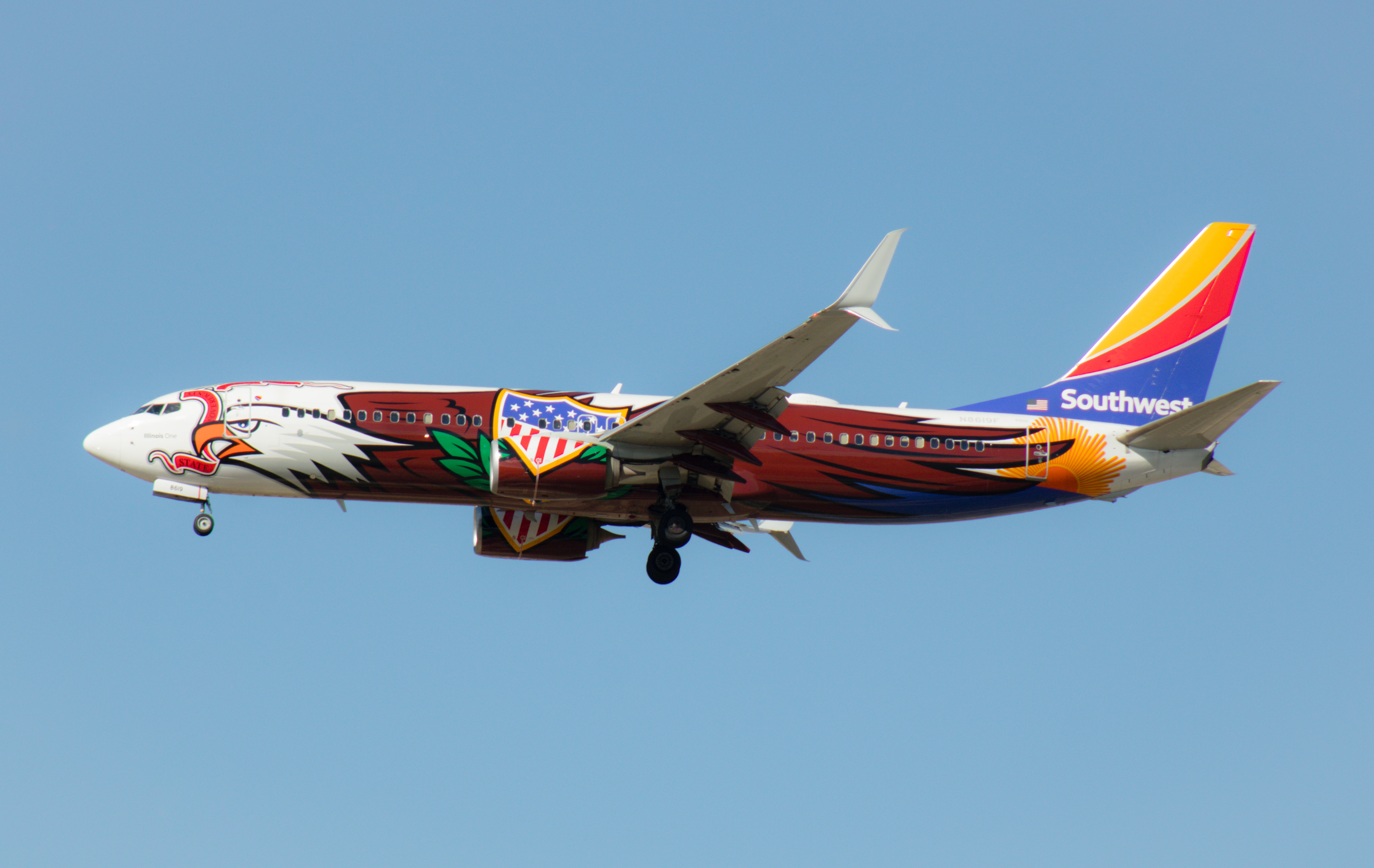 Full size: Southwest Airlines Boeing 737-800 N8619F at Boise Air Terminal/Gowen Field