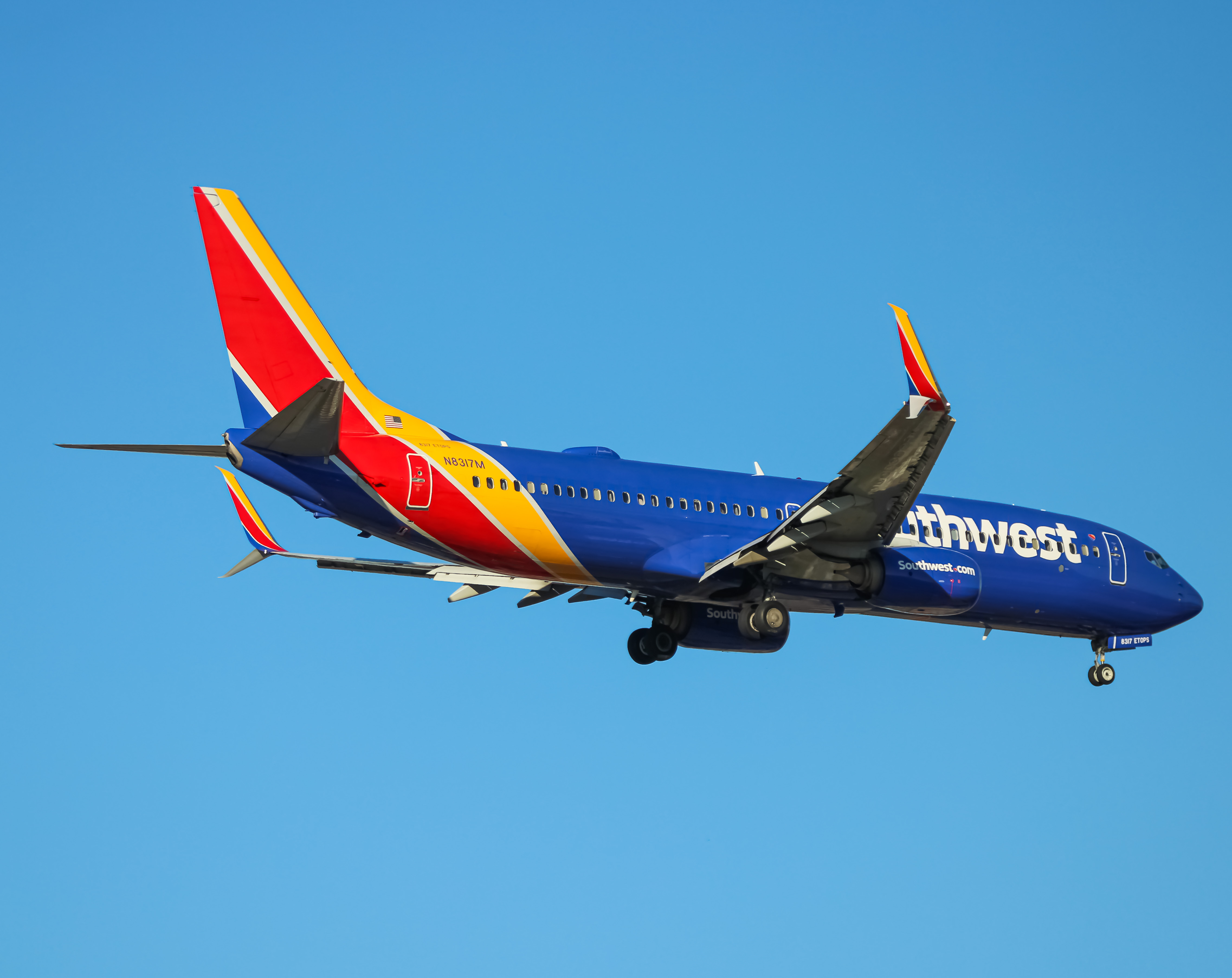 Full size: Southwest Airlines Boeing 737-800 N8317M at Baltimore/Washington International Thurgood Marshall Airport