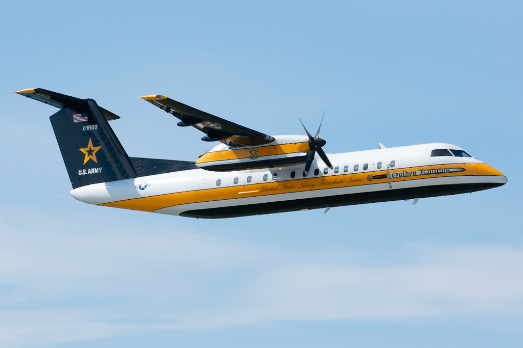 Full size: USA - United States Army DeHavilland Canada C-147A 17-01609 at Cleveland Burke Lakefront Airport