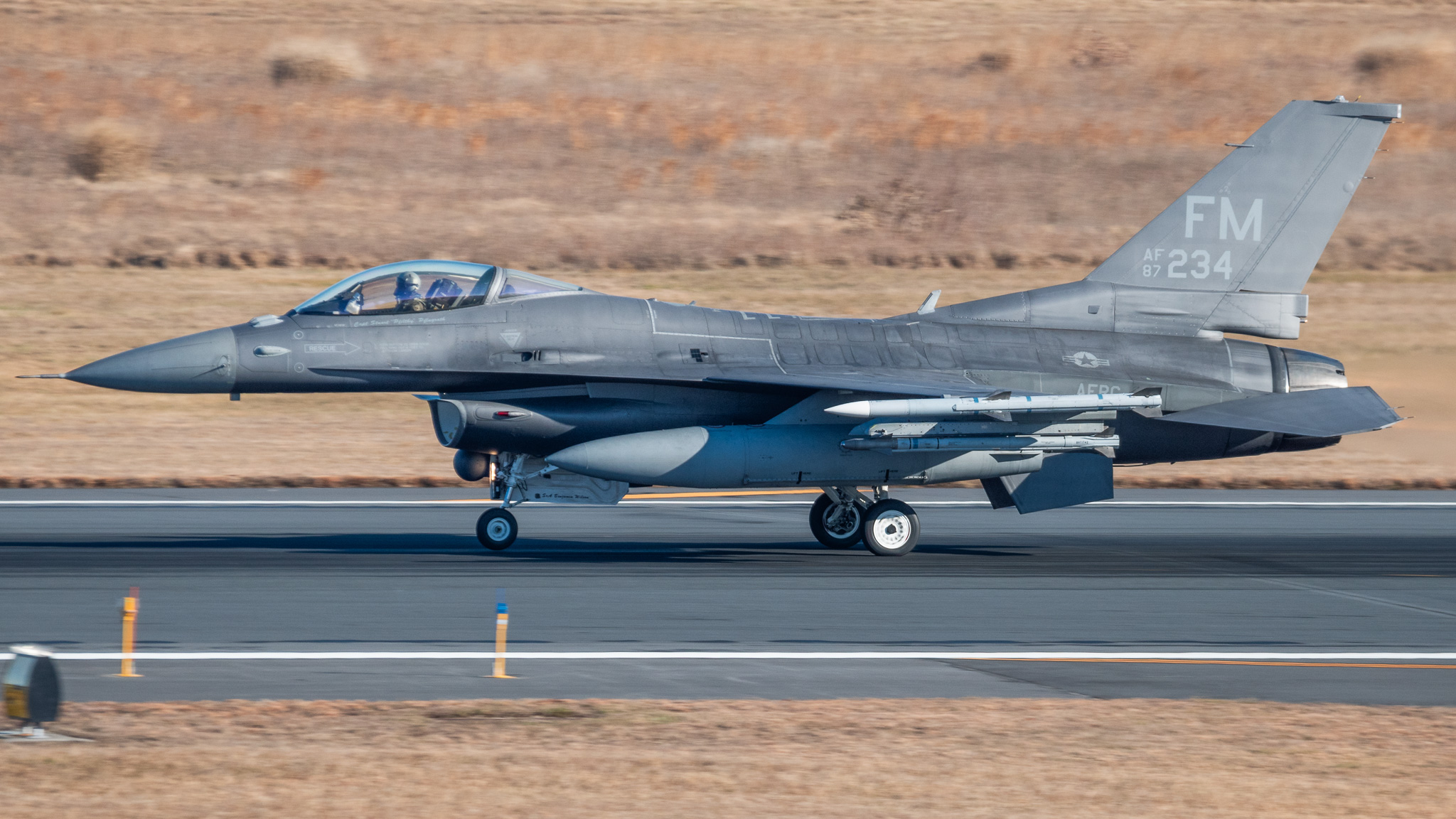 Full size: USAF - United States Air Force General Dynamics F-16 Fighting Falcon 87-0234 at 