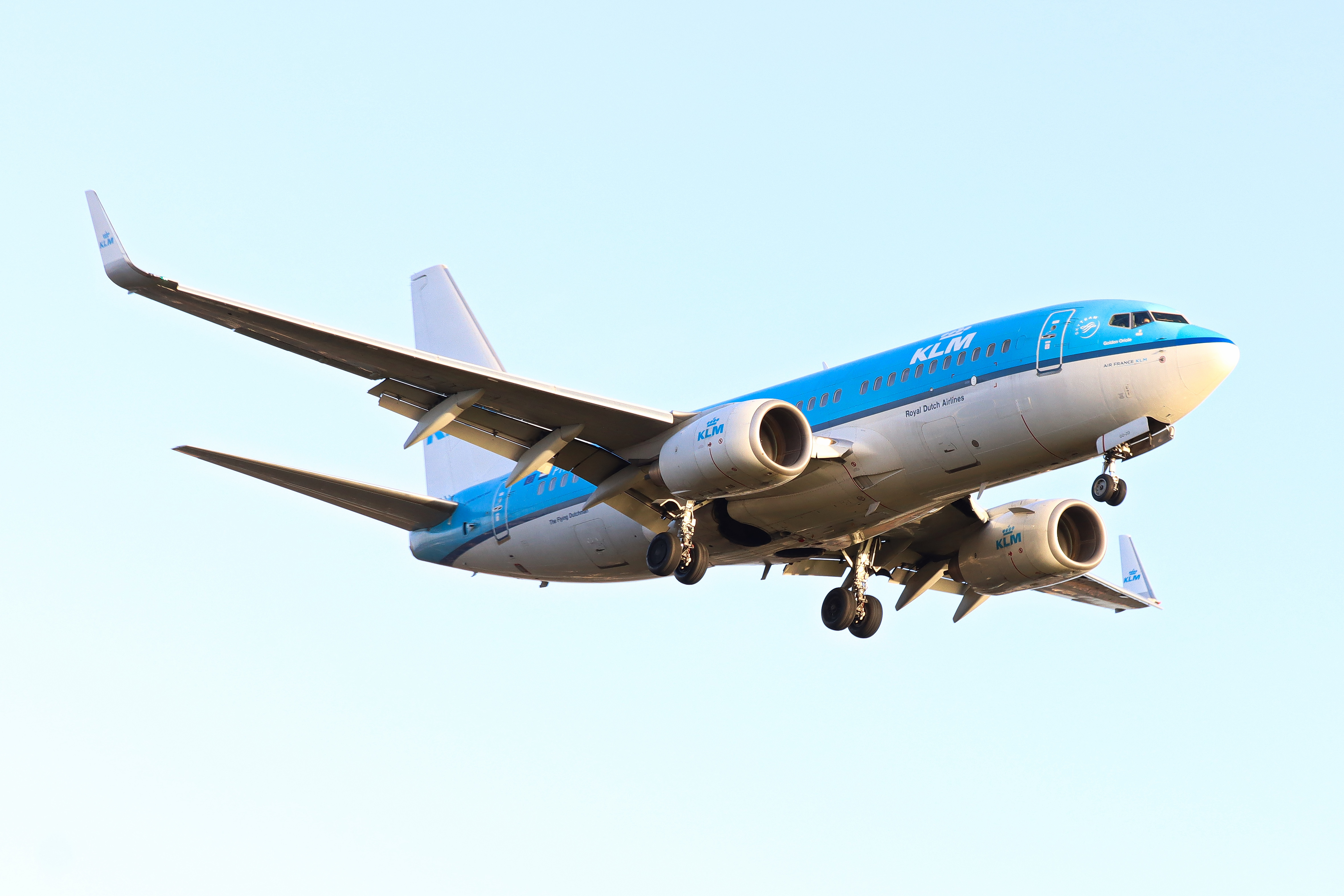 Full size: KLM Boeing 737-700 PH-BGQ at Birmingham Airport