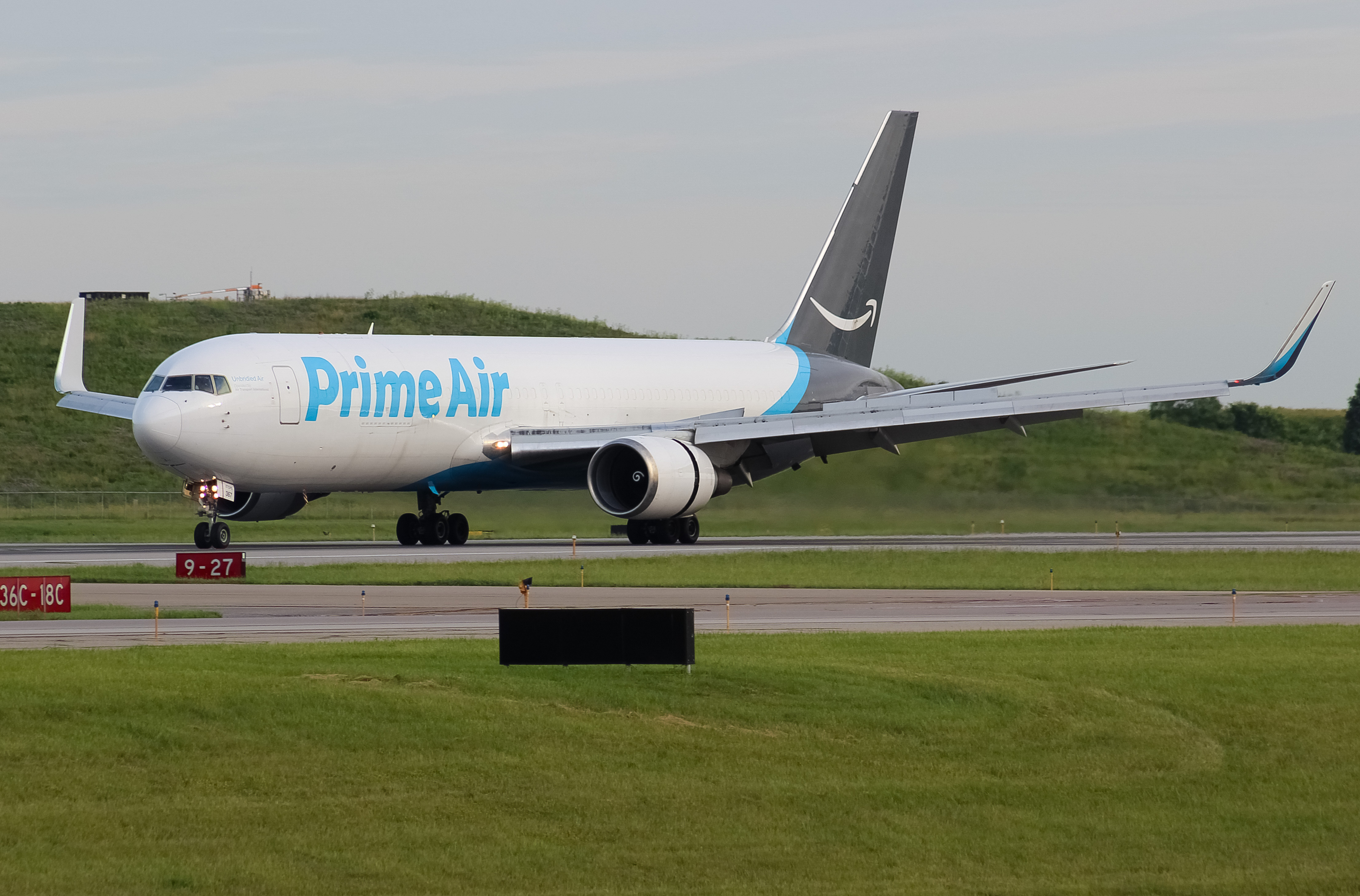 Full size: Prime Air Boeing 767-300F N367AZ at Cincinnati/Northern Kentucky International Airport