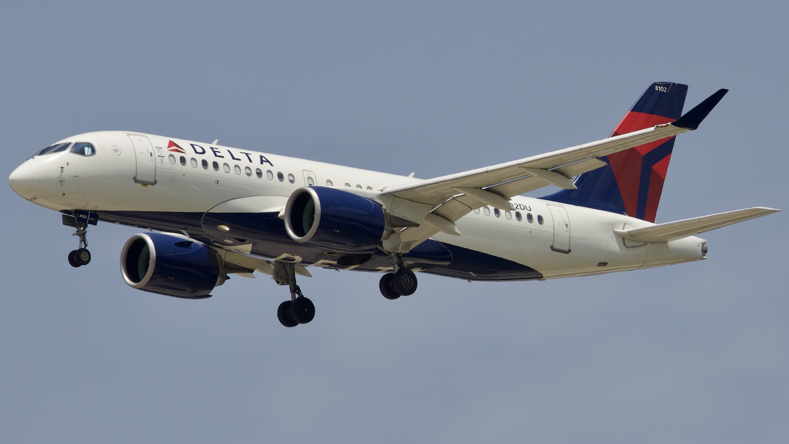 Full size: Delta Airlines Airbus A220-100 N102DU at Houston-George Bush Intercontinental Airport