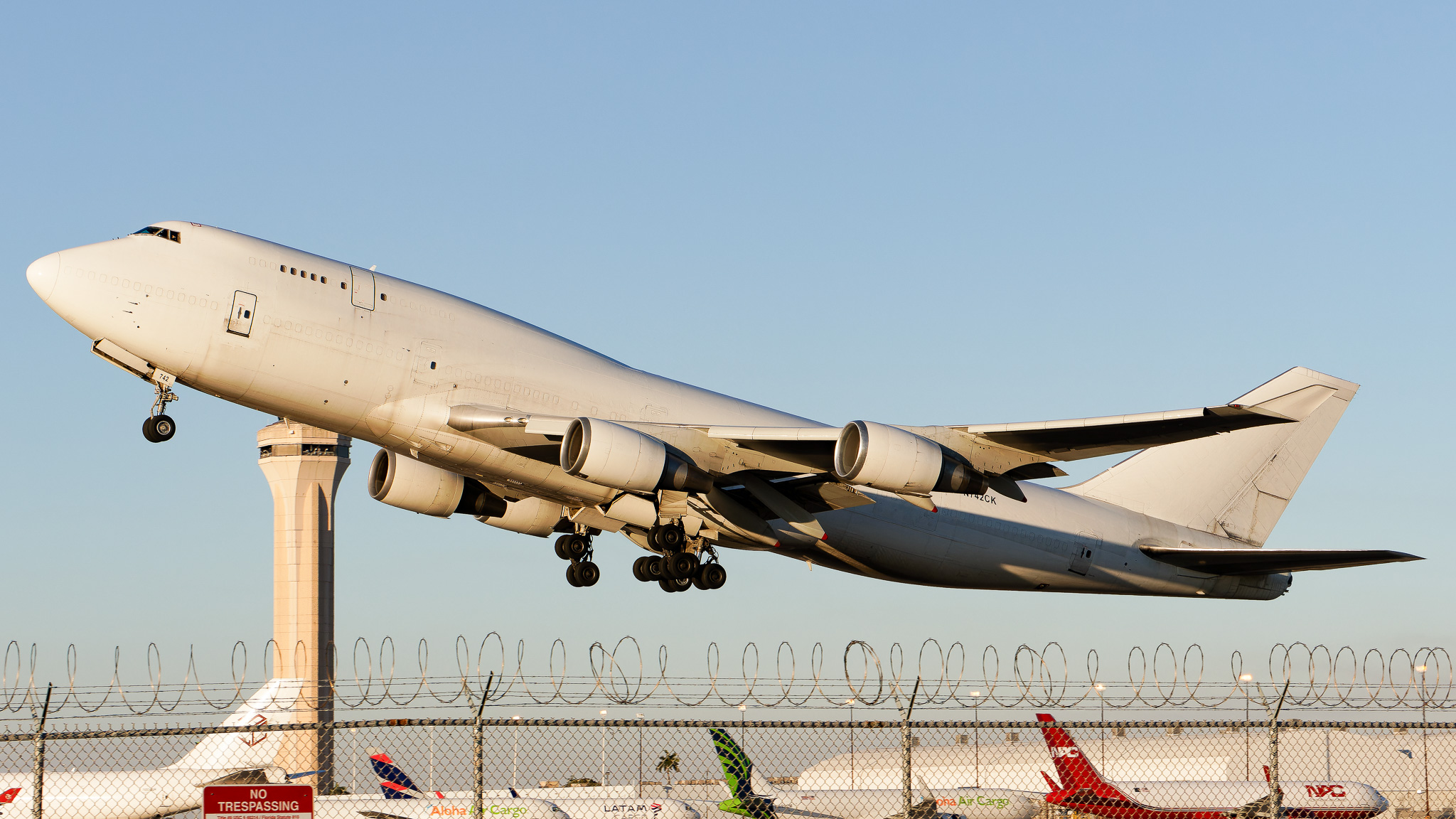 Full size: Kalitta Air Boeing 747-400 N742CK at Miami International Airport