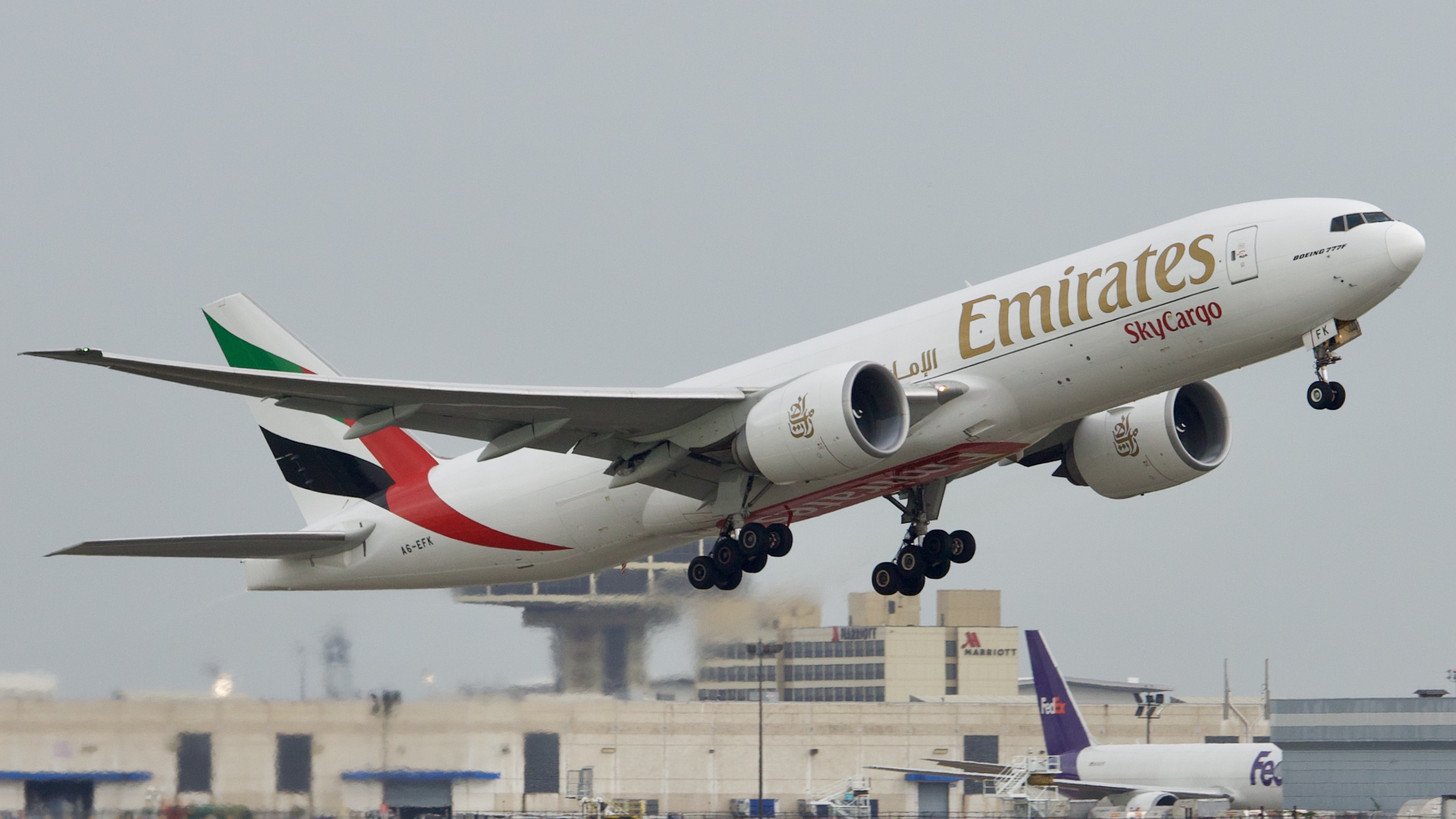Full size: Emirates SkyCargo Boeing 777-F A6-EFK at Houston-George Bush Intercontinental Airport