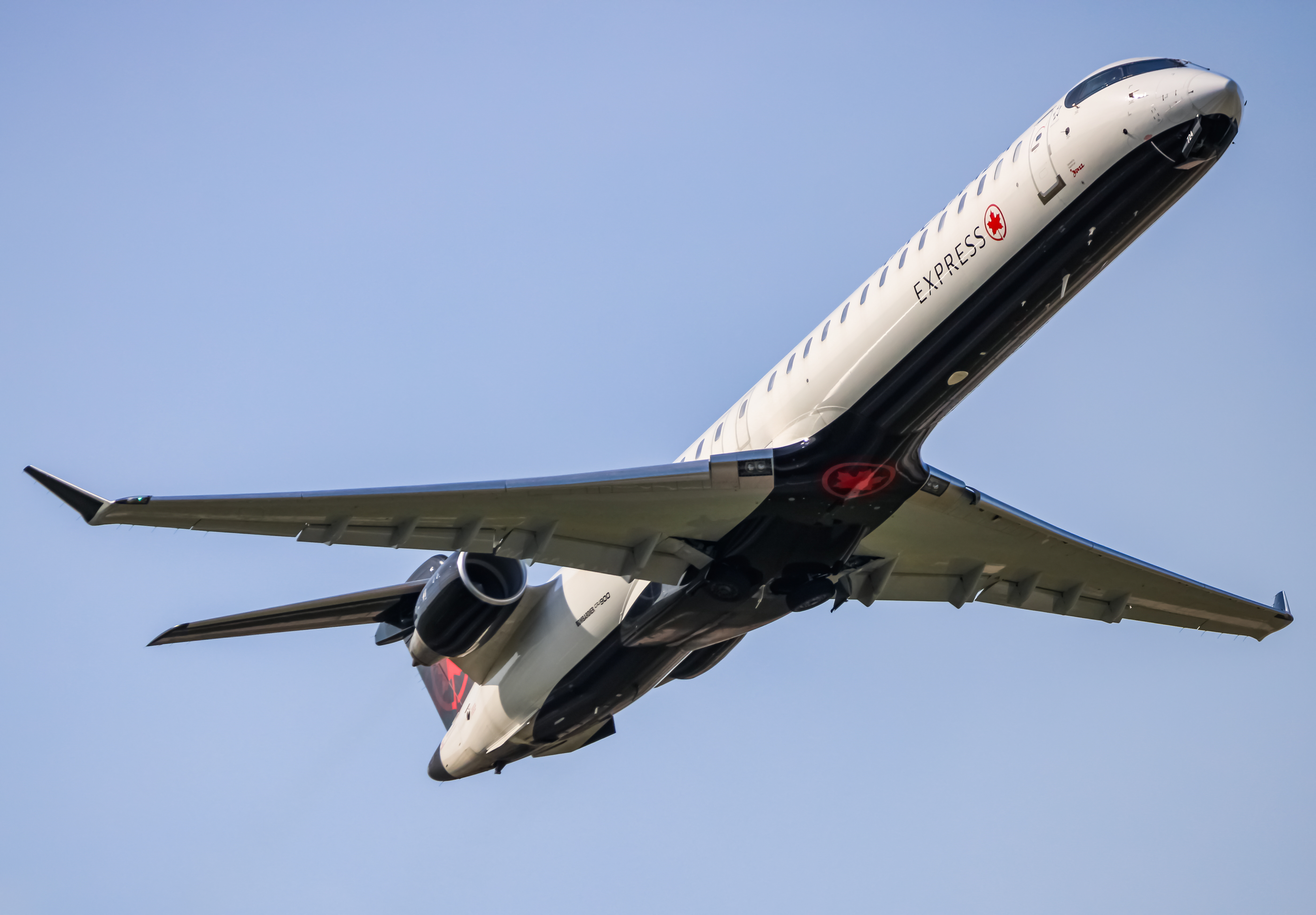 Full size: Air Canada Express Mitsubishi CRJ-900 C-GJFZ at Baltimore/Washington International Thurgood Marshall Airport