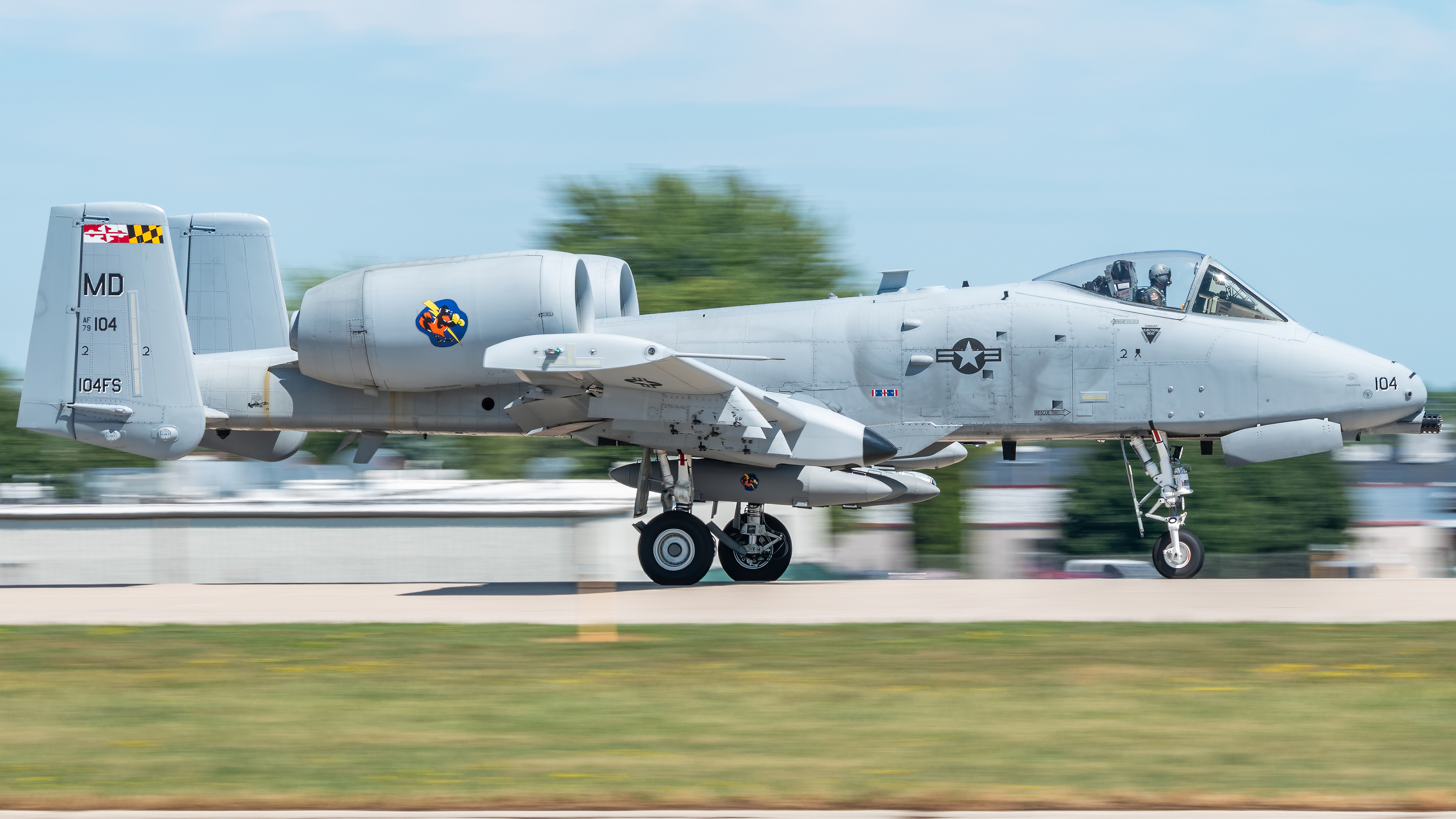 Full size: USAF - United States Air Force Fairchild A-10 Thunderbolt 79-0104 at Wittman Regional Airport