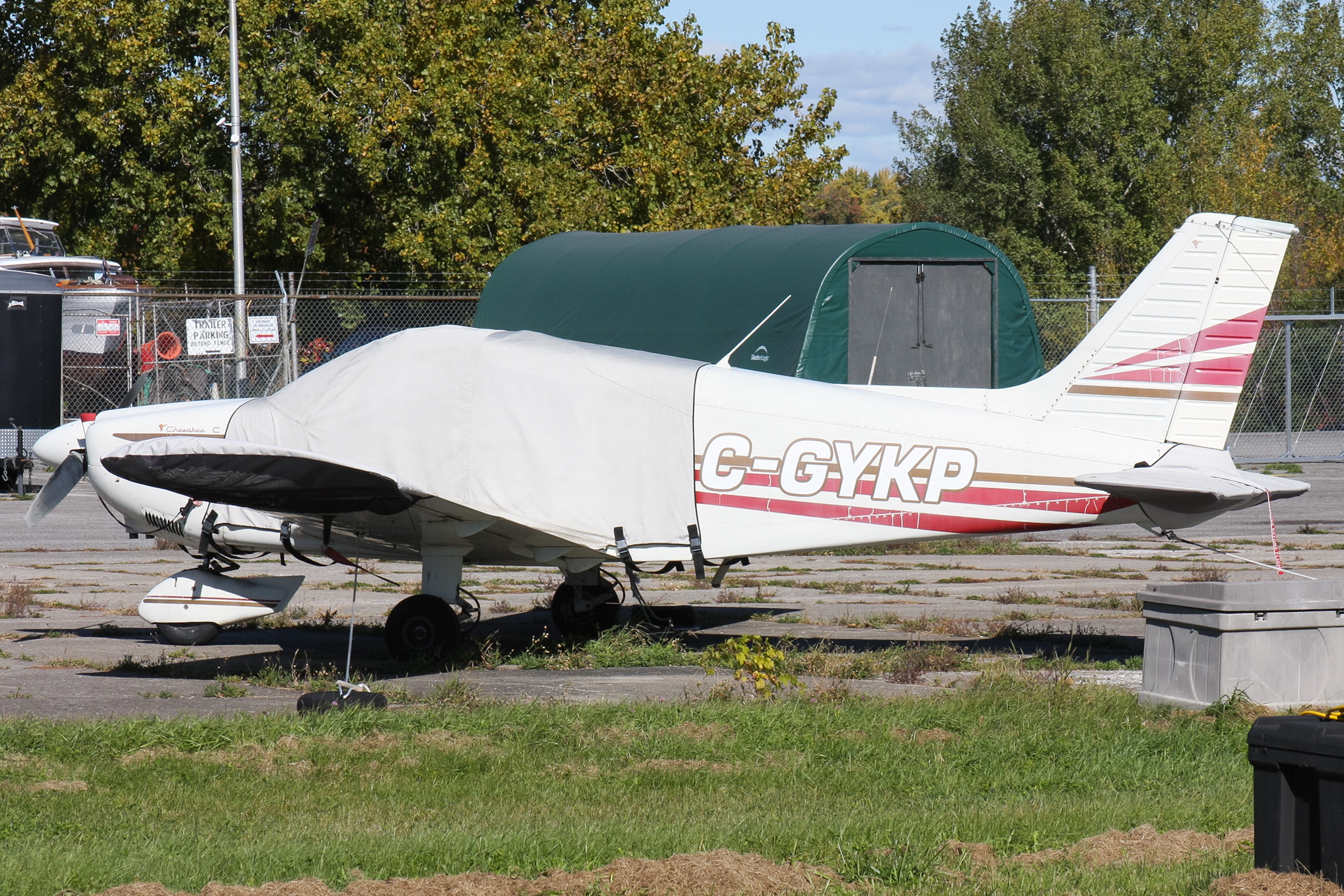 Full size: PRIVATE Piper PA-28 C-GYKP at Ottawa / Rockcliffe Airport