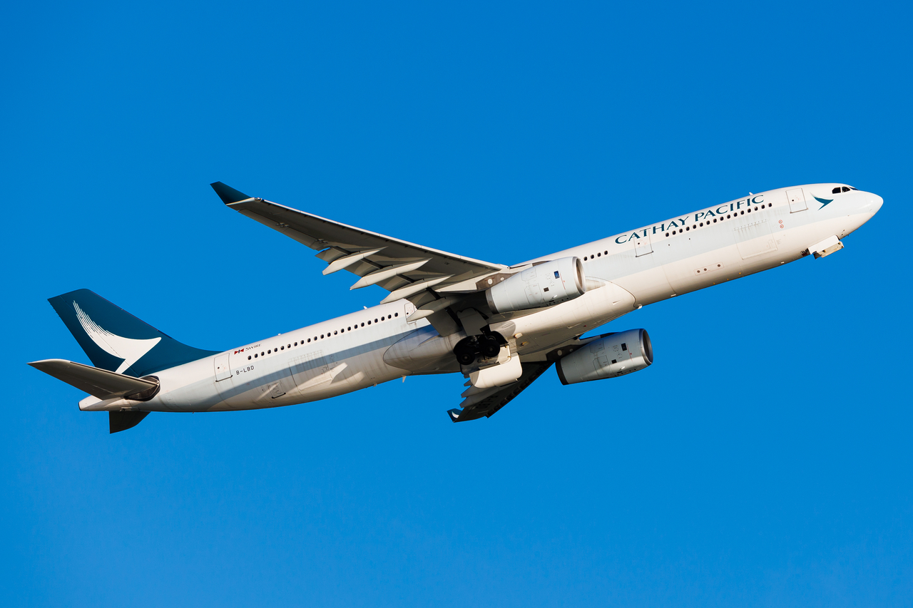 Full size: Cathay Pacific Airbus A330-300 B-LBD at Hong Kong International Airport