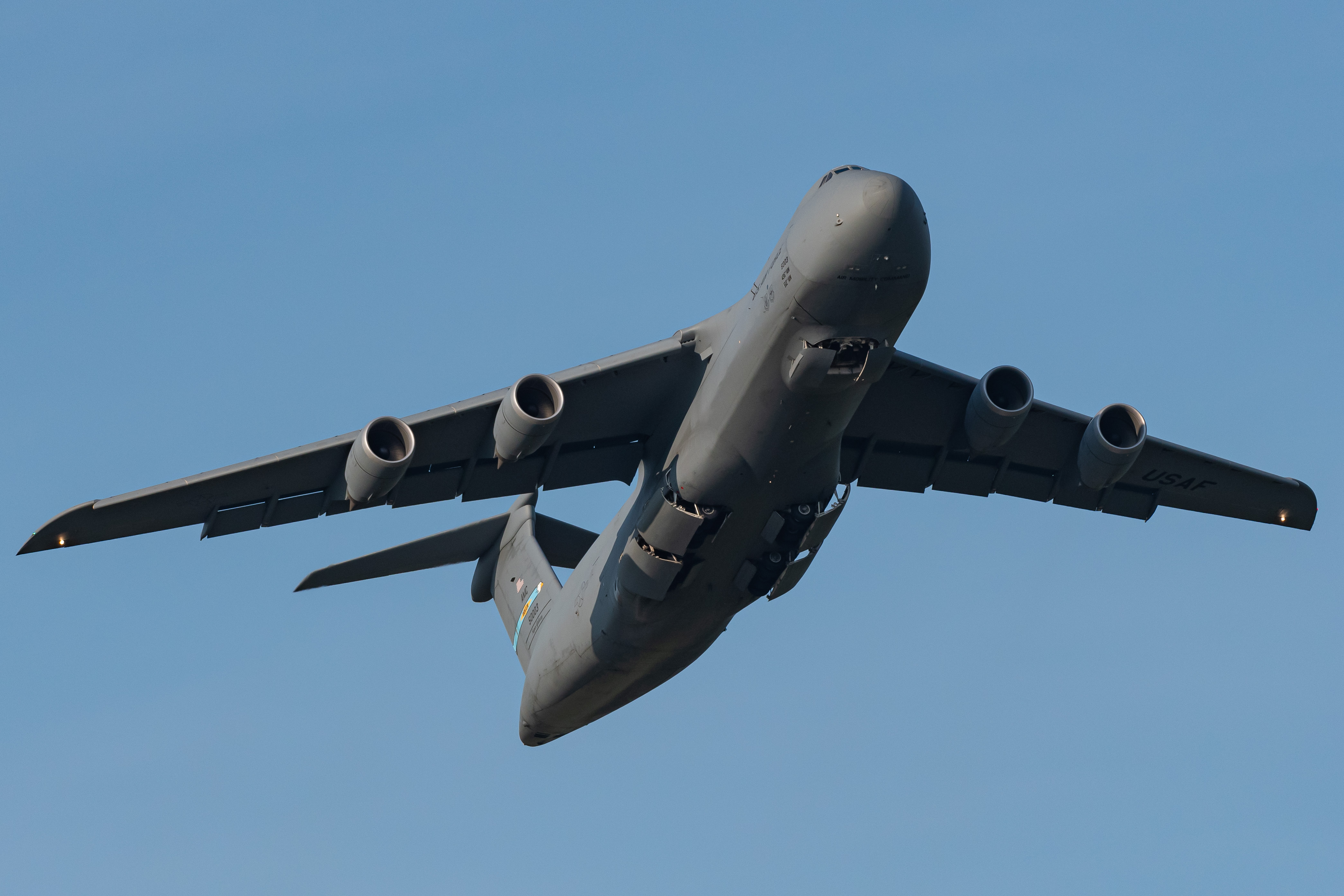 Full size: USAF - United States Air Force Lockheed Martin C-5M Super Galaxy 85-0003 at McGuire Field (Joint Base Mc Guire Dix Lakehurst) Airport
