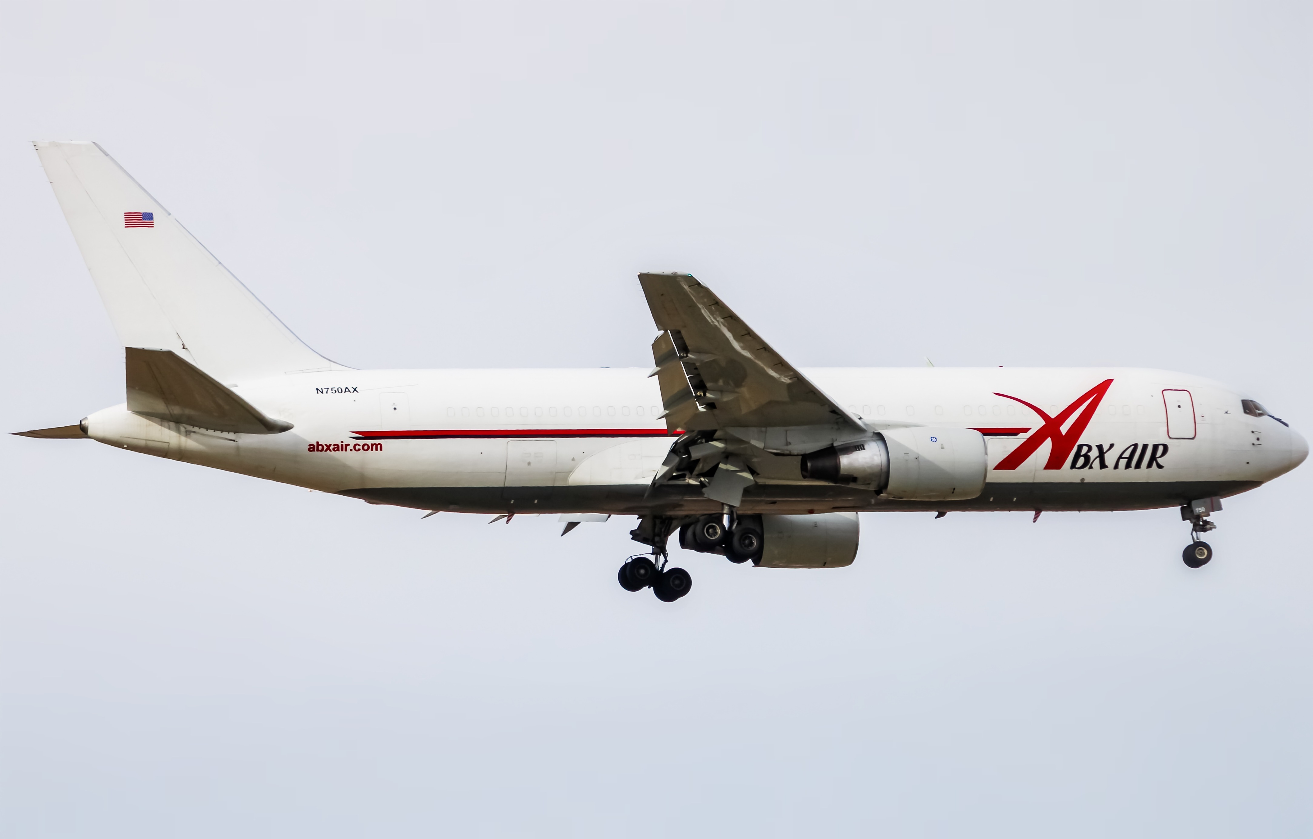 Full size: ABX Air  Boeing 767-200F N750AX at Lehigh Valley International Airport