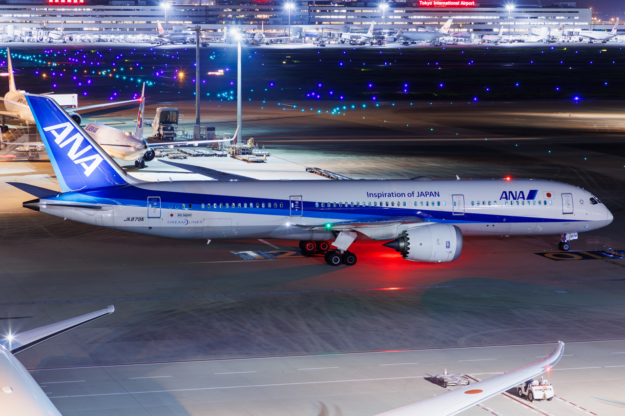 Full size: All Nippon Airways Boeing 787-9 JA879A at Tokyo-Haneda Airport