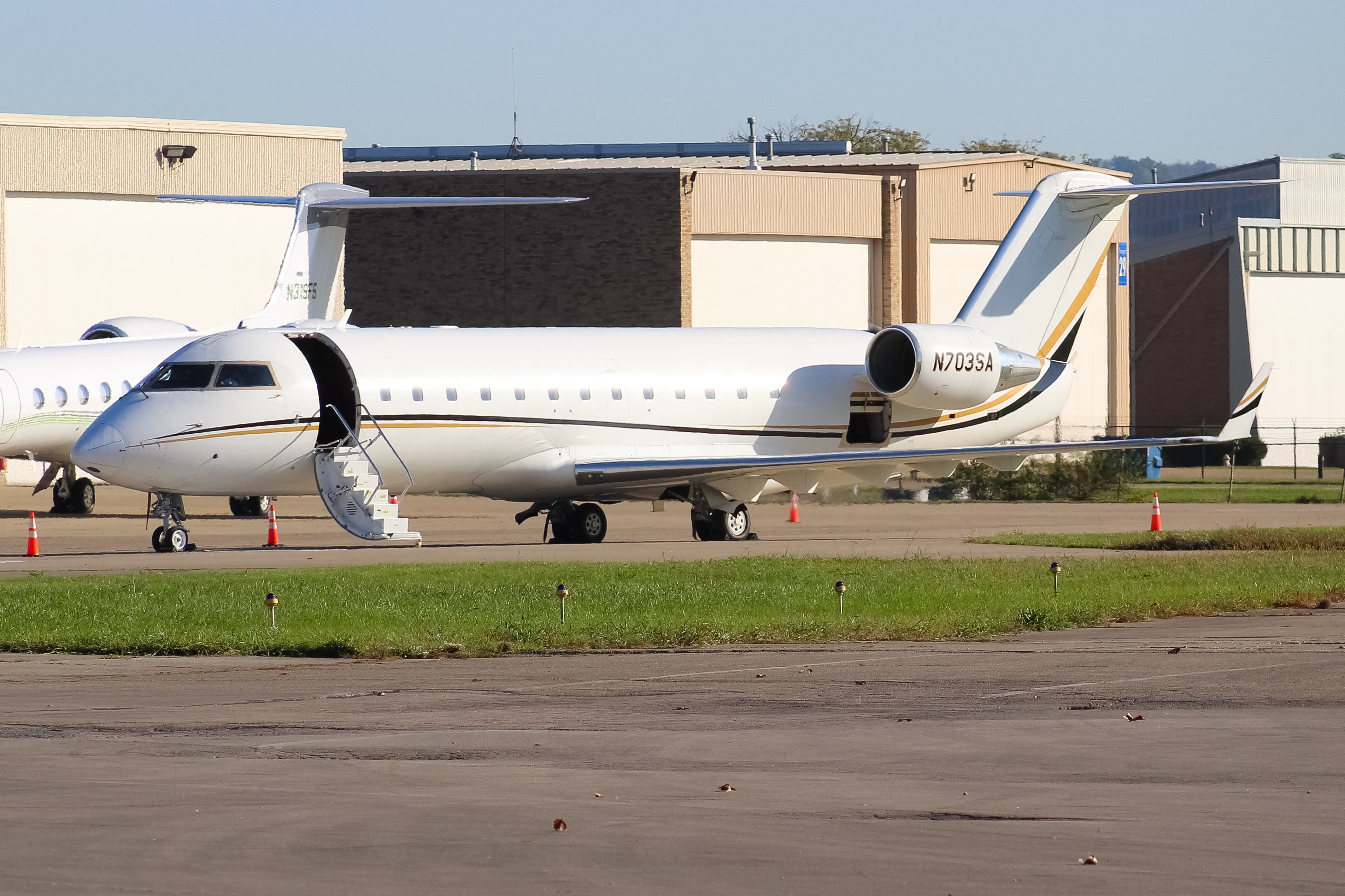 Full size: PRIVATE  Mitsubishi CRJ-100 N703SA at Cincinnati Municipal Airport/Lunken Field