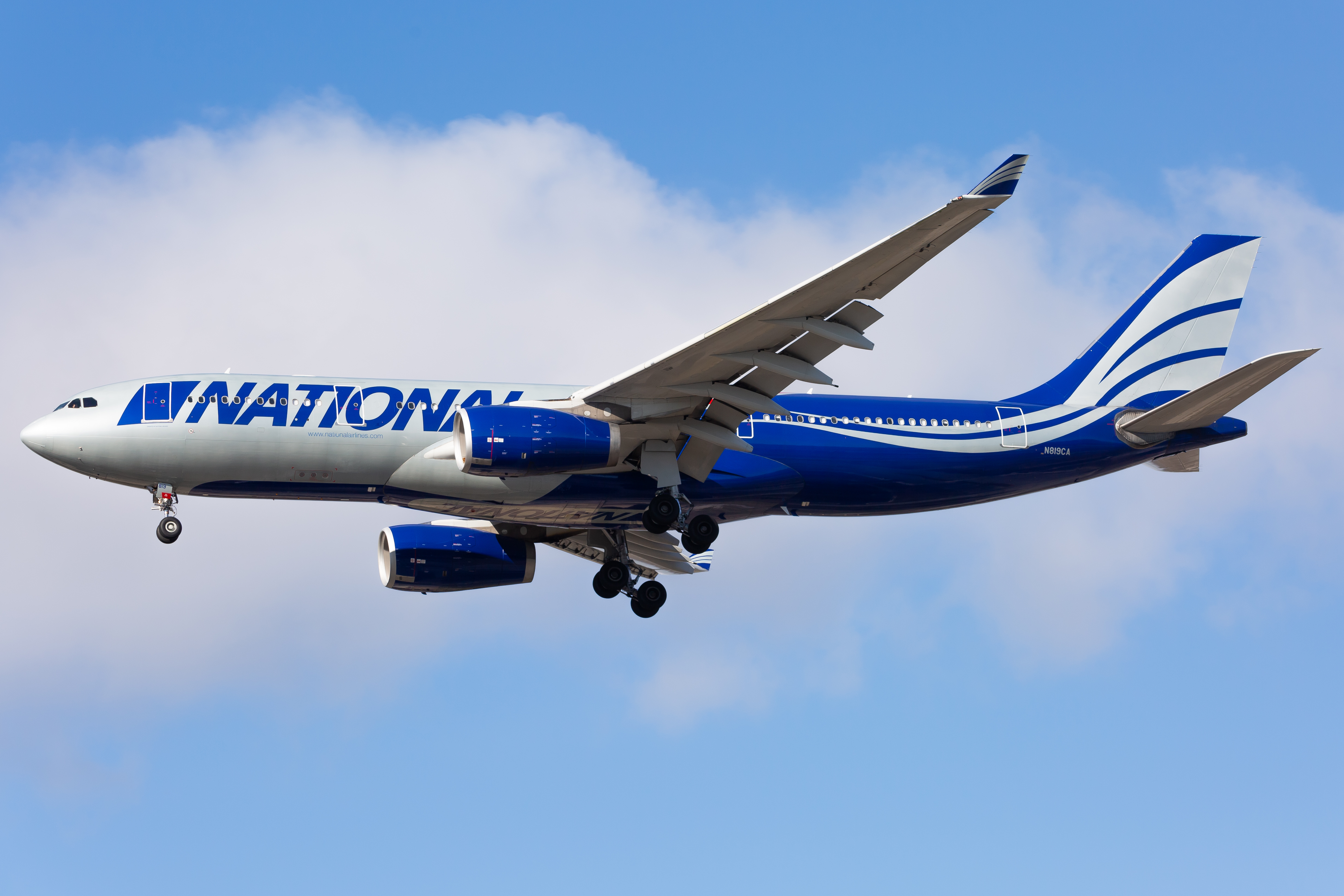 Full size: National Airlines Airbus A330-200 N819CA at Baltimore/Washington International Thurgood Marshall Airport