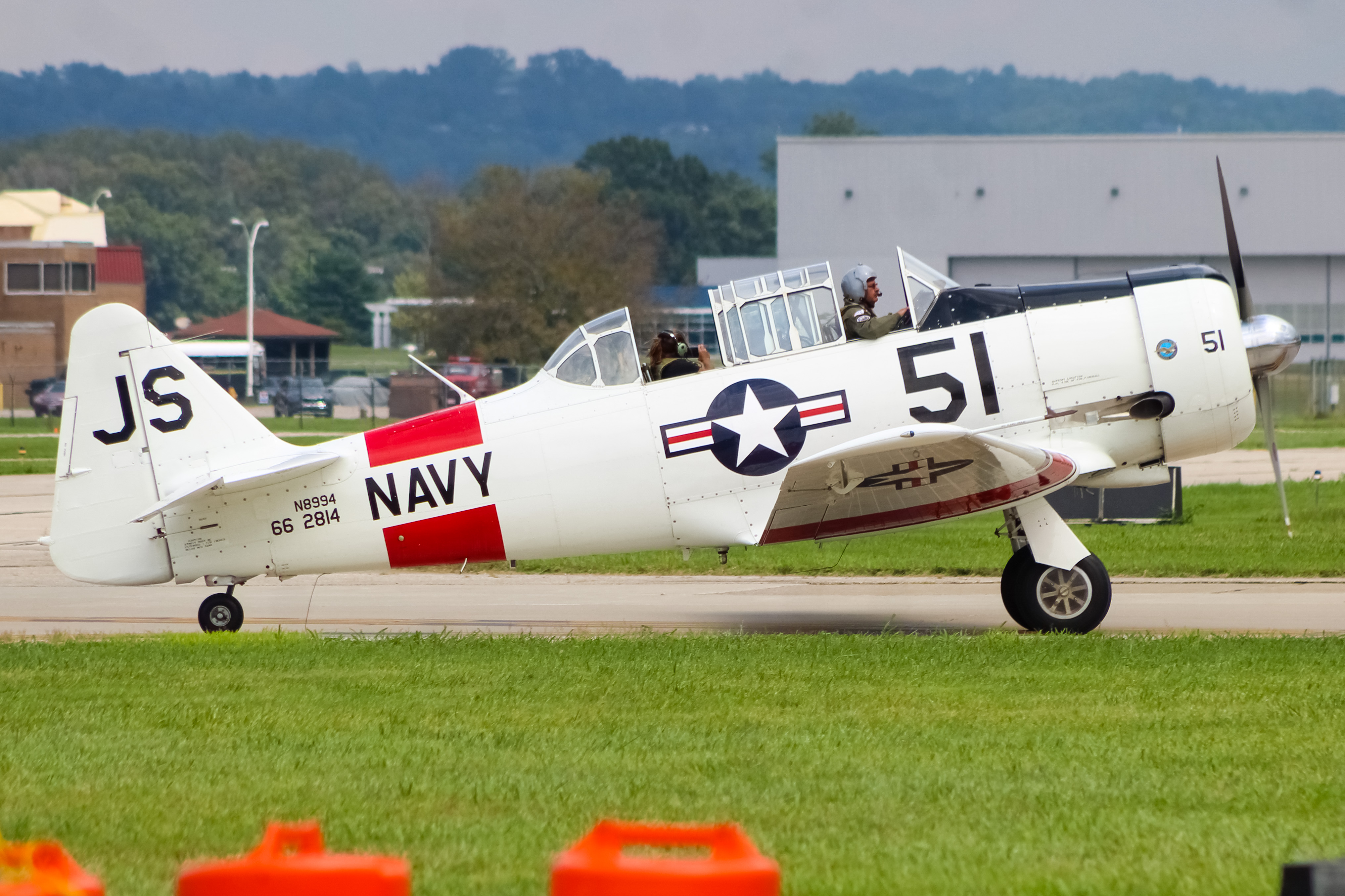 Full size: PRIVATE  Raytheon Harvard II  N8994 at Cincinnati Municipal Airport/Lunken Field
