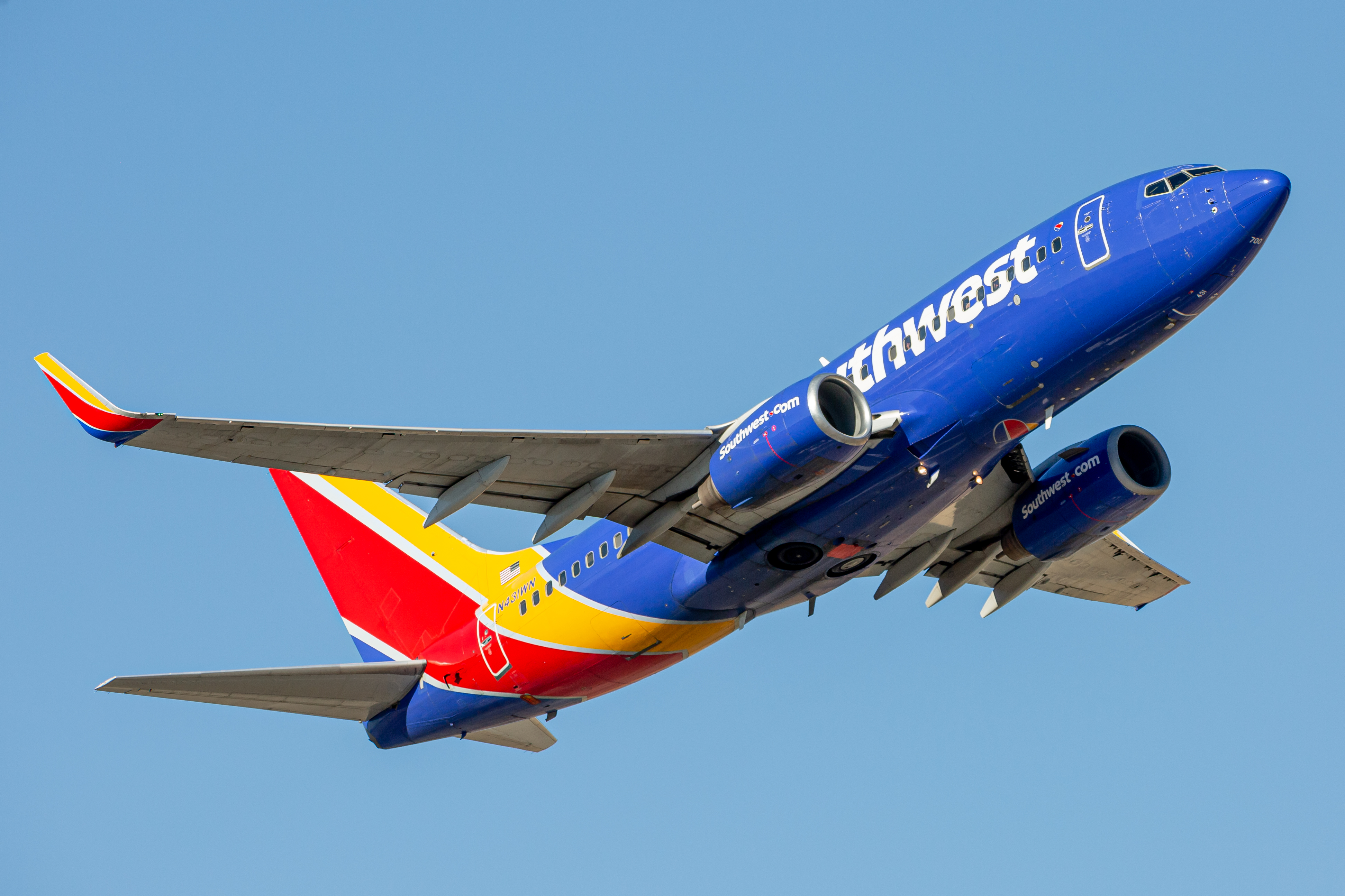 Full size: Southwest Boeing 737-700 N431WN at Baltimore/Washington International Thurgood Marshall Airport