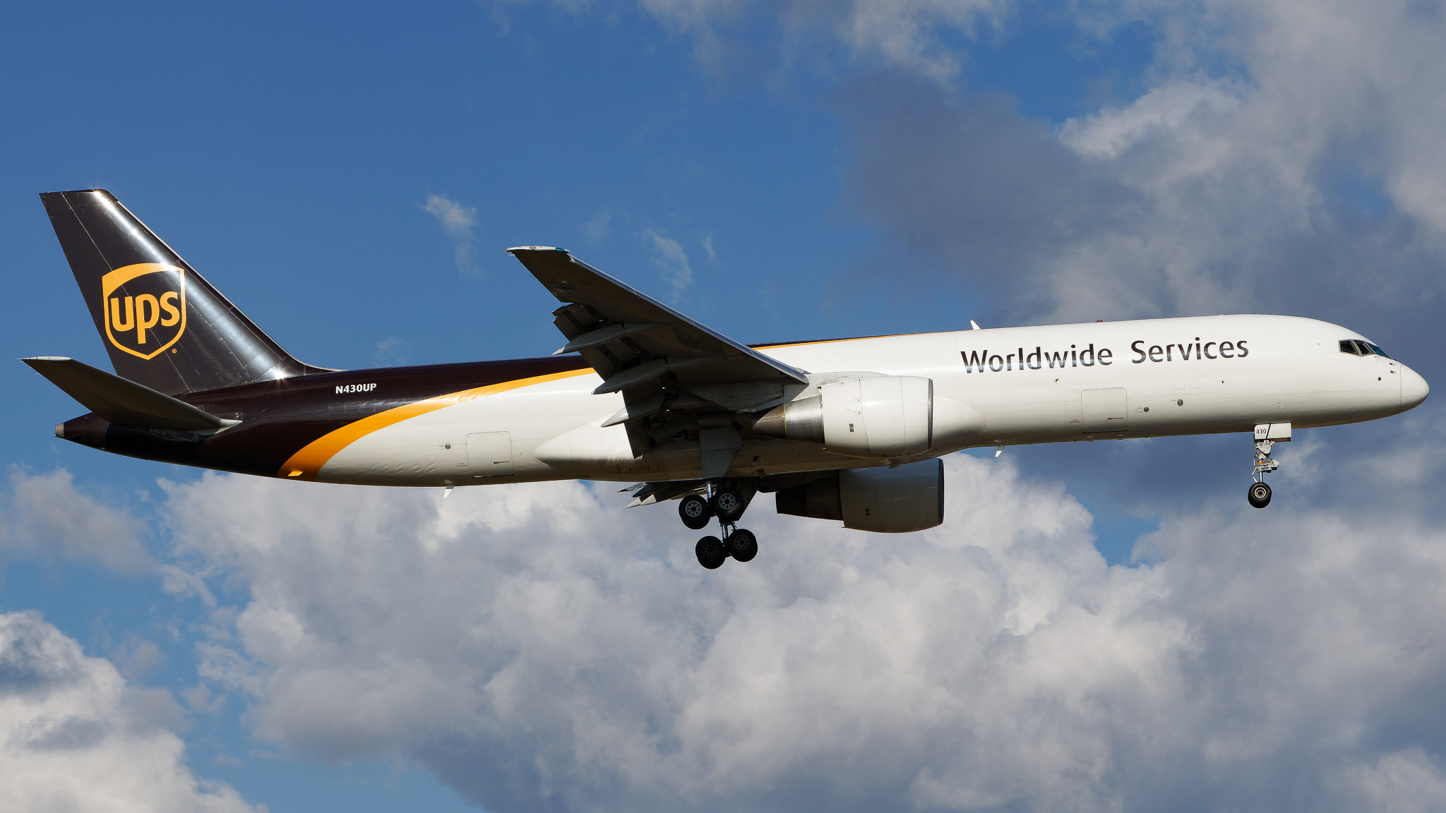 Full size: United Parcel Service Boeing 757-200 N430UP at Tampa International Airport