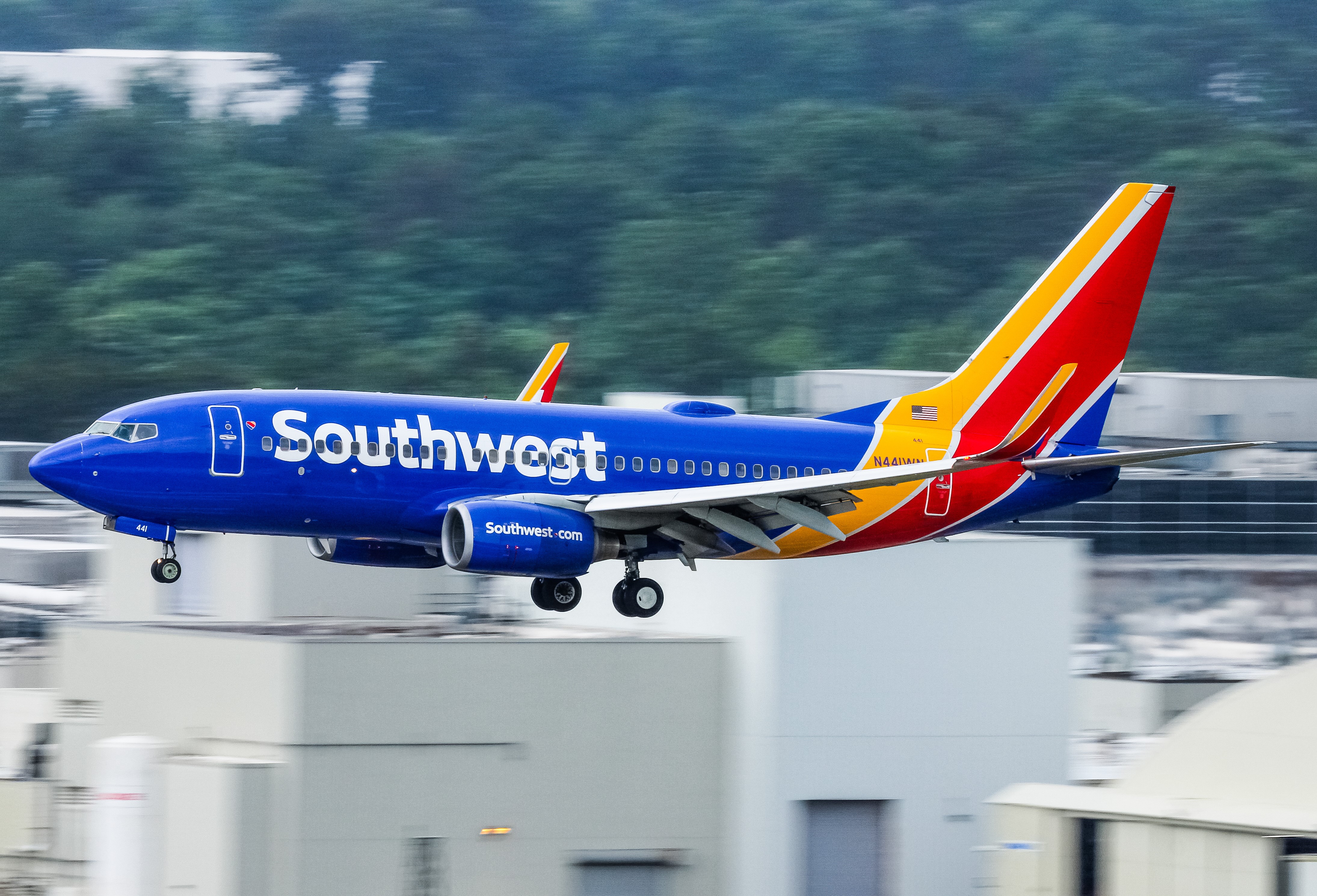 Full size: Southwest Boeing 737-700 N441WN at Baltimore/Washington International Thurgood Marshall Airport