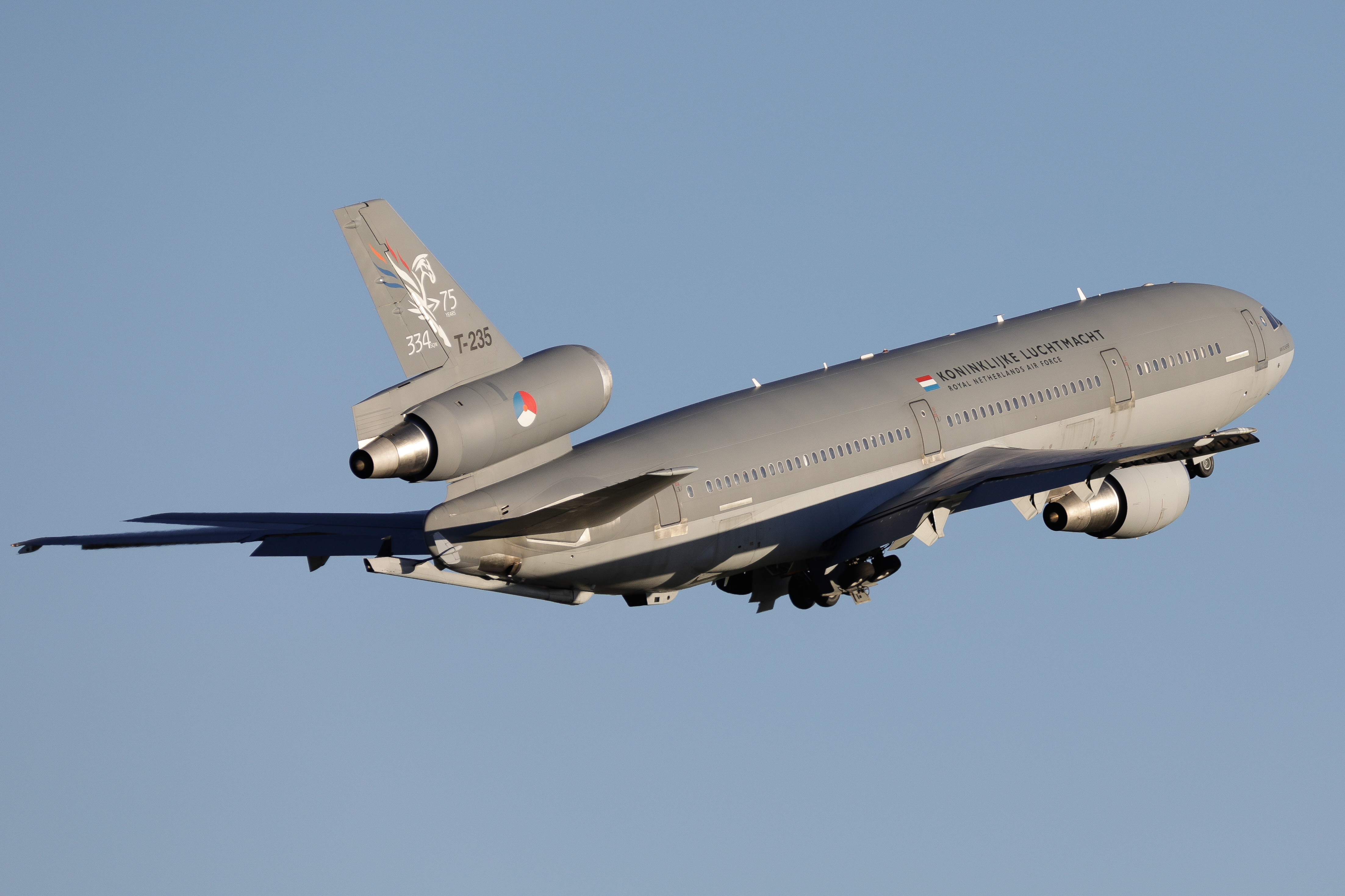 Full size: Royal Netherlands Air Force McDonnell Douglas KC-10 Extender T-235 at Dane County Regional Airport-Truax Field