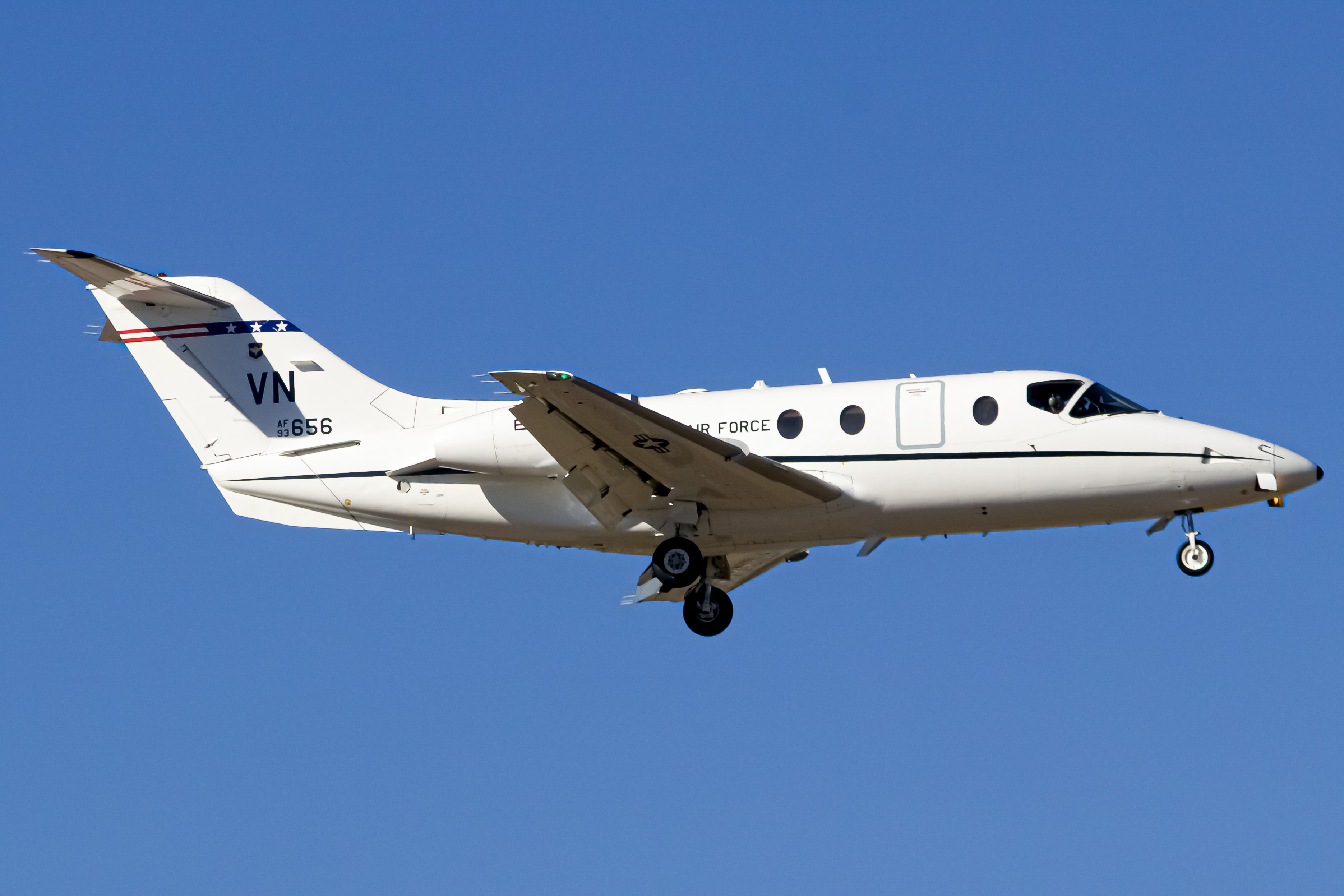 Full size: USAF - United States Air Force Beechcraft T-1 Jayhawk 93-0656 at Tulsa International Airport