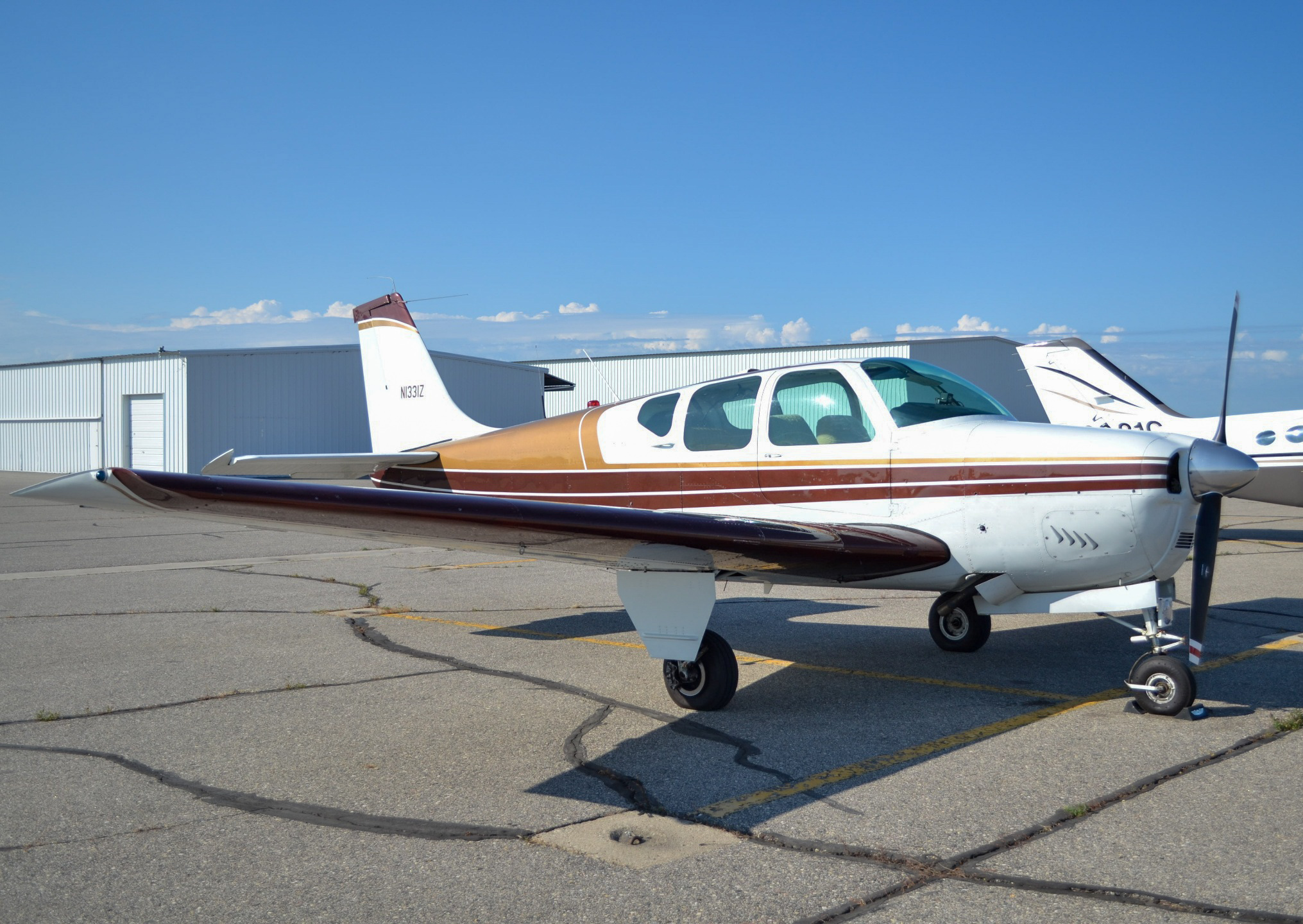 Full size: PRIVATE Grumman American AA-5B NI33IZ at Detroit Lakes Airport