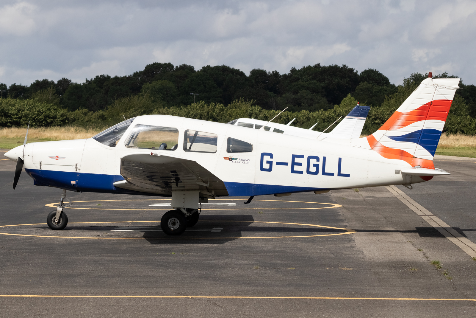 Full size: PRIVATE Piper 28 Warrior G-EGLL at High Wycombe Booker Airfield