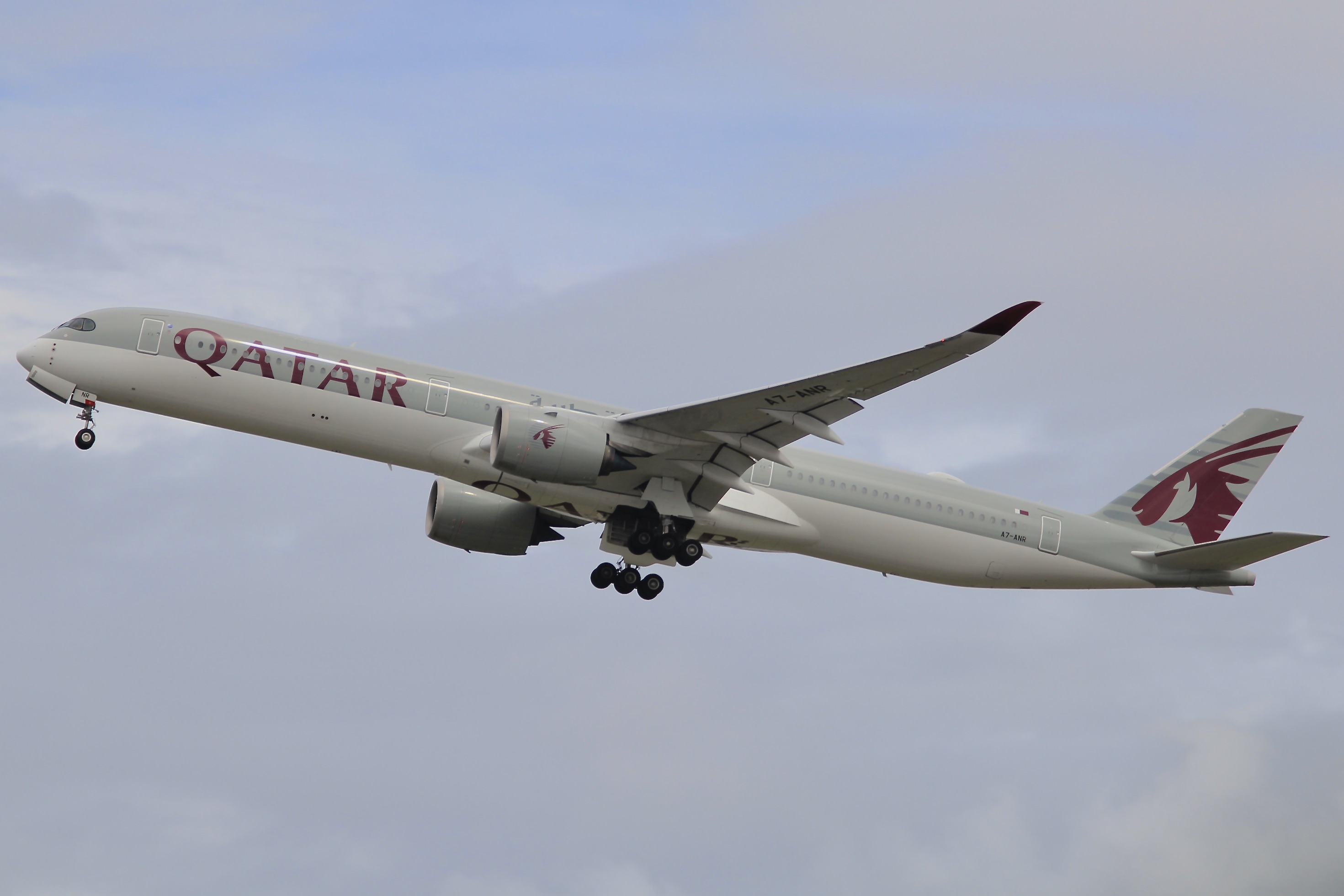 Full size: Qatar Airways Airbus A350-1000 A7-ANR at Auckland International Airport