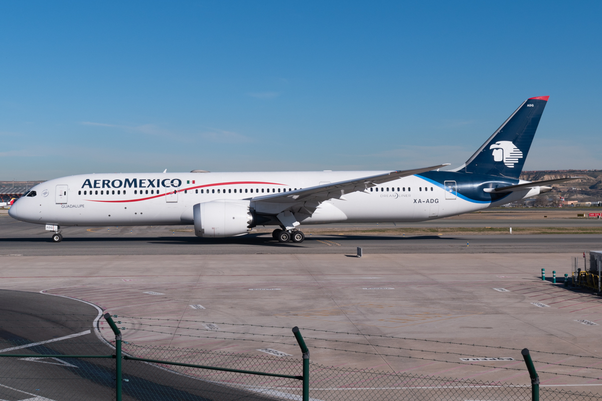 Full size: Aeromexico Boeing 787-9 XA-ADG at Madrid Barajas Airport