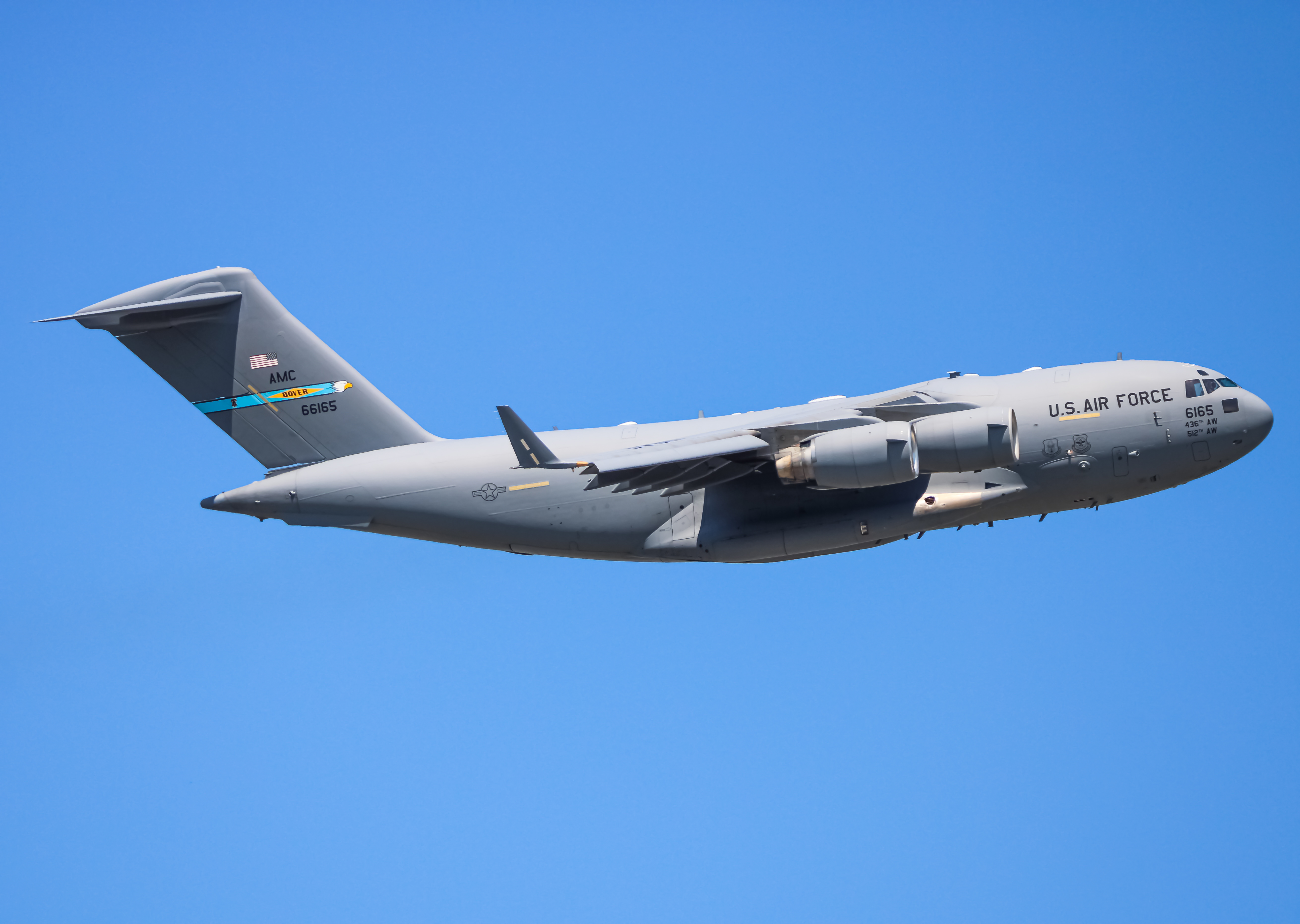 Full size: USAF - United States Air Force Boeing C-17 Globemaster III 06-6165 at Joint Base Andrews