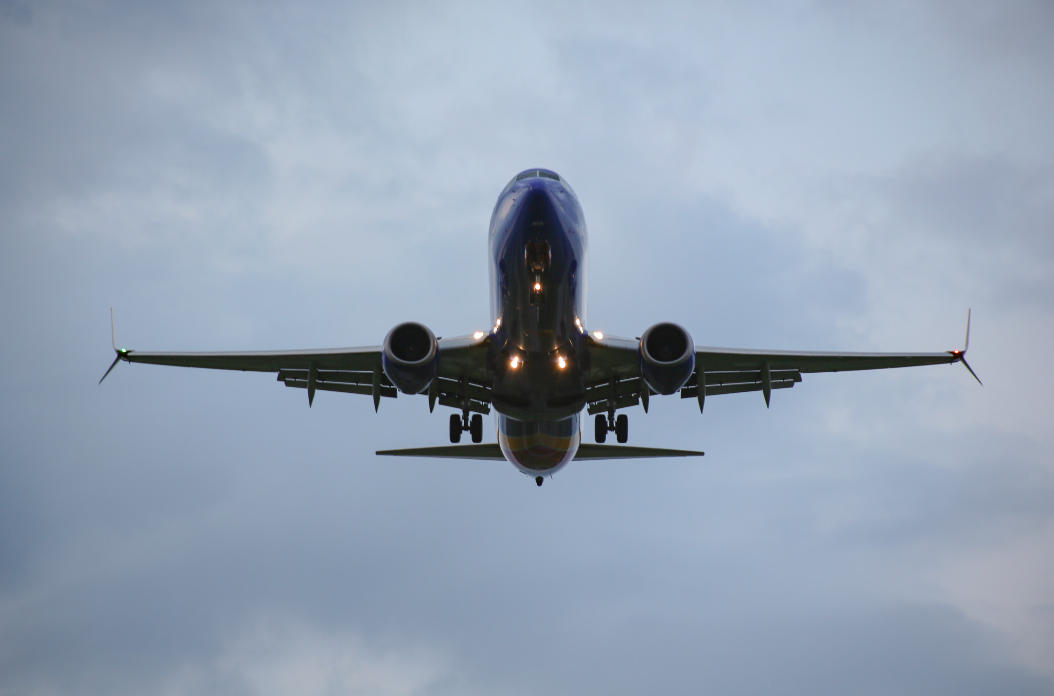 Full size: Southwest Airlines Boeing 737-800 N8670A at Detroit Metro Wayne County Airport