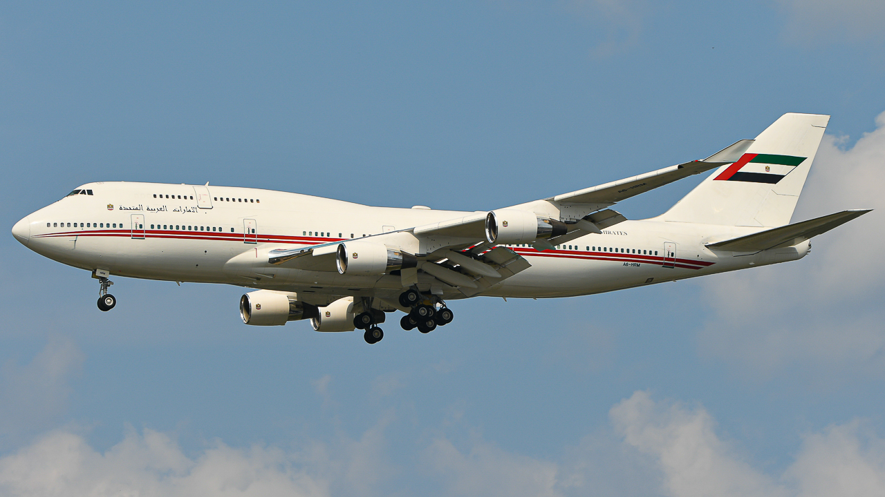 Full size: Dubai Air Wing Boeing 747-400 A6-HRM at Cleveland-Hopkins International Airport