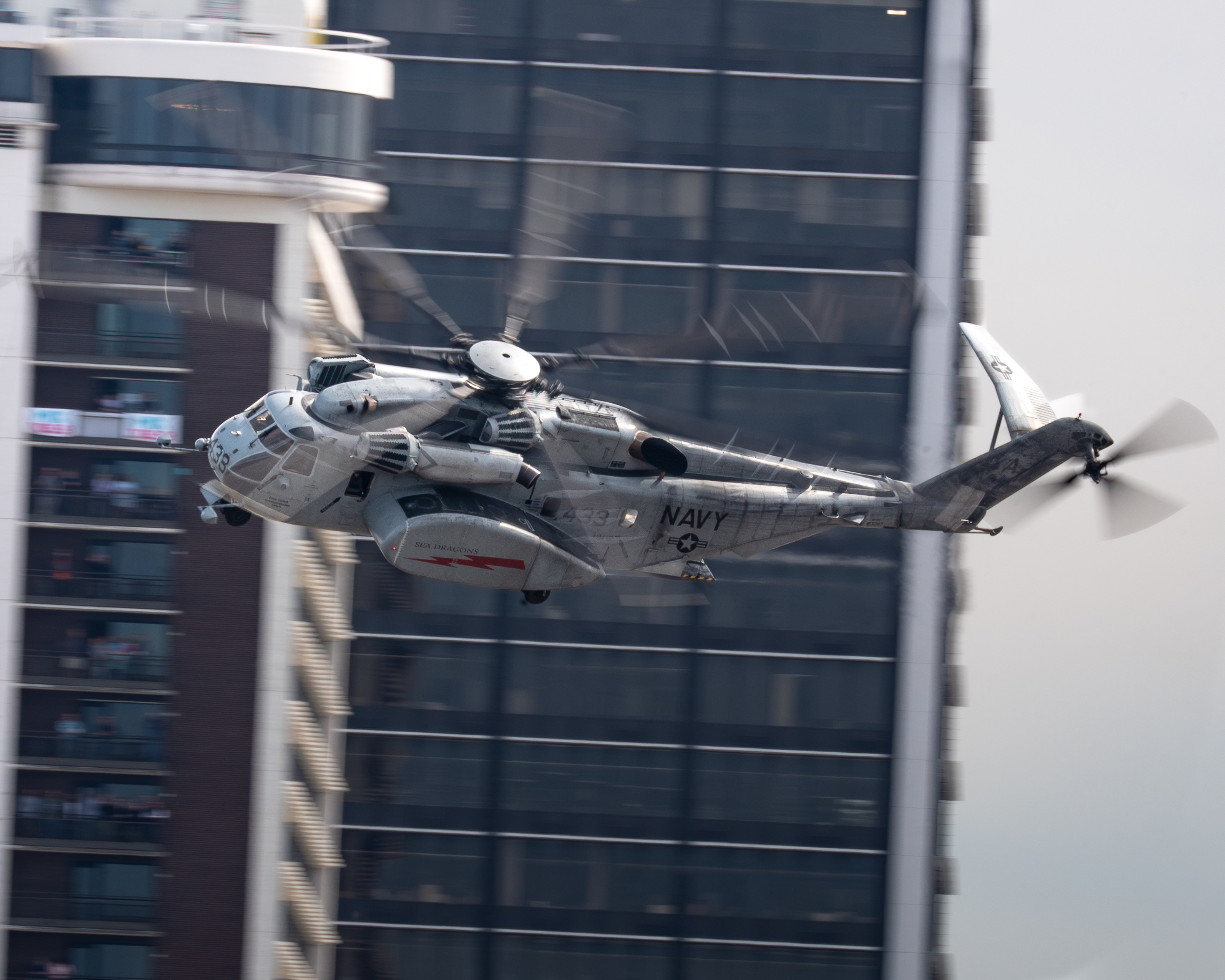 Full size: USN - United States Navy Sikorsky MH-53E Sea Dragon 163057 at Not Applicable