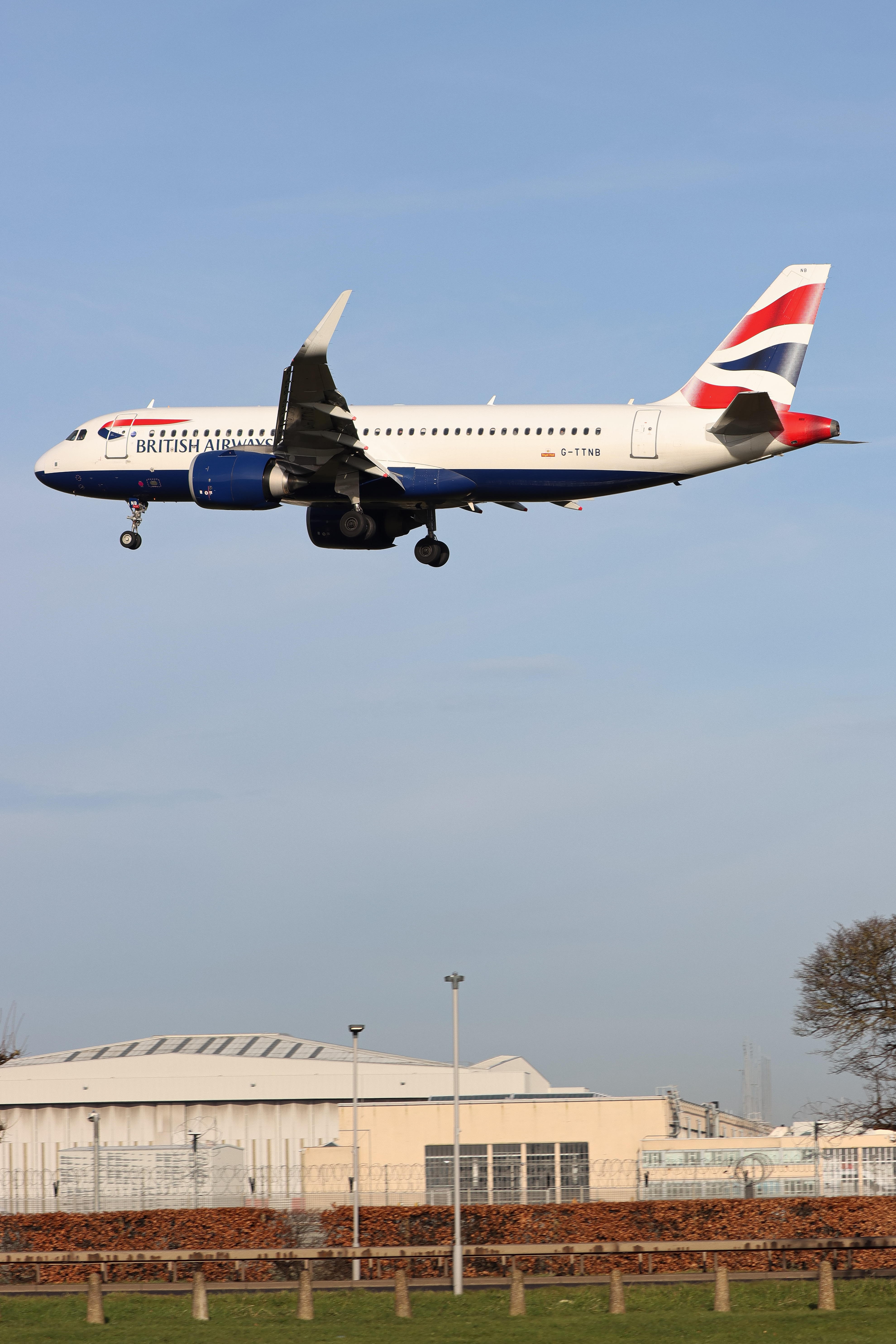 Full size: British Airways Airbus A320NEO G-TTNB at London Heathrow International Airport