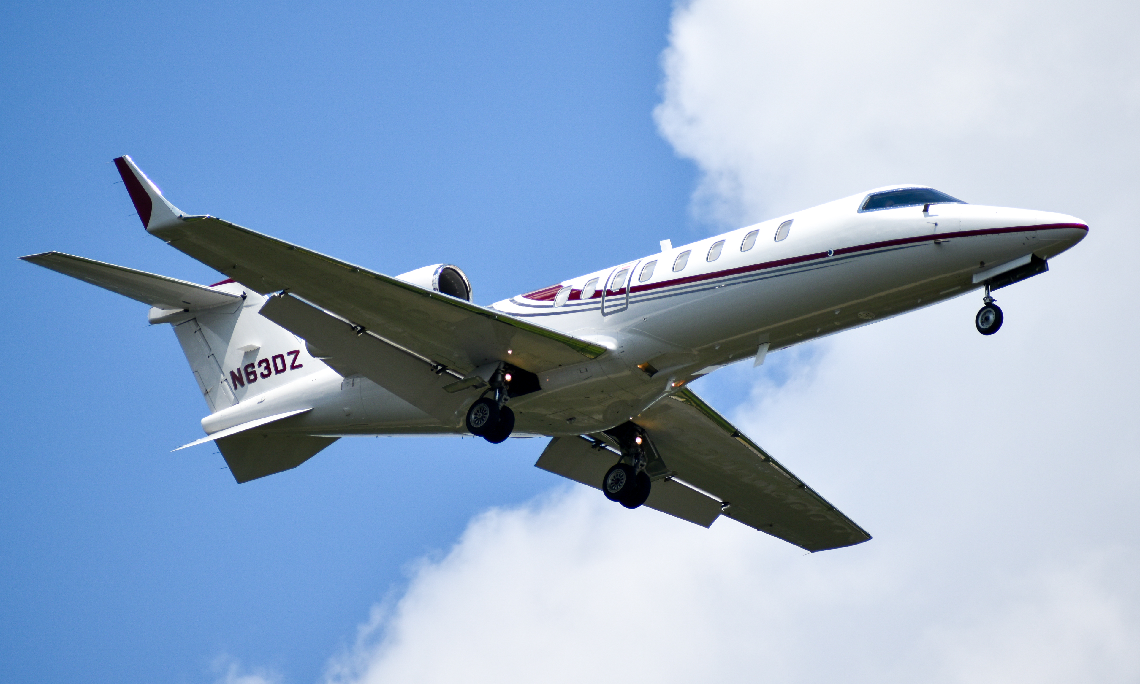 Full size: PRIVATE Learjet 45 N63DZ at Washington Dulles International Airport