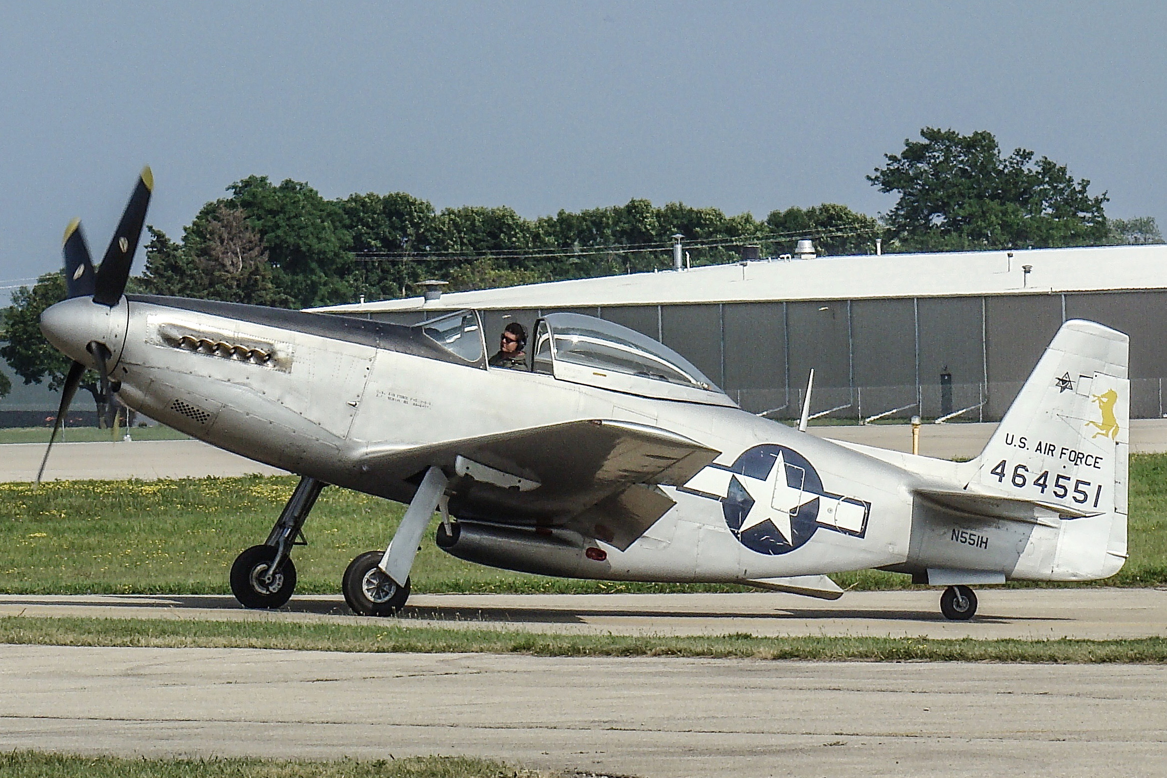 Full size: PRIVATE P-51 Mustang N551H at Wittman Regional Airport
