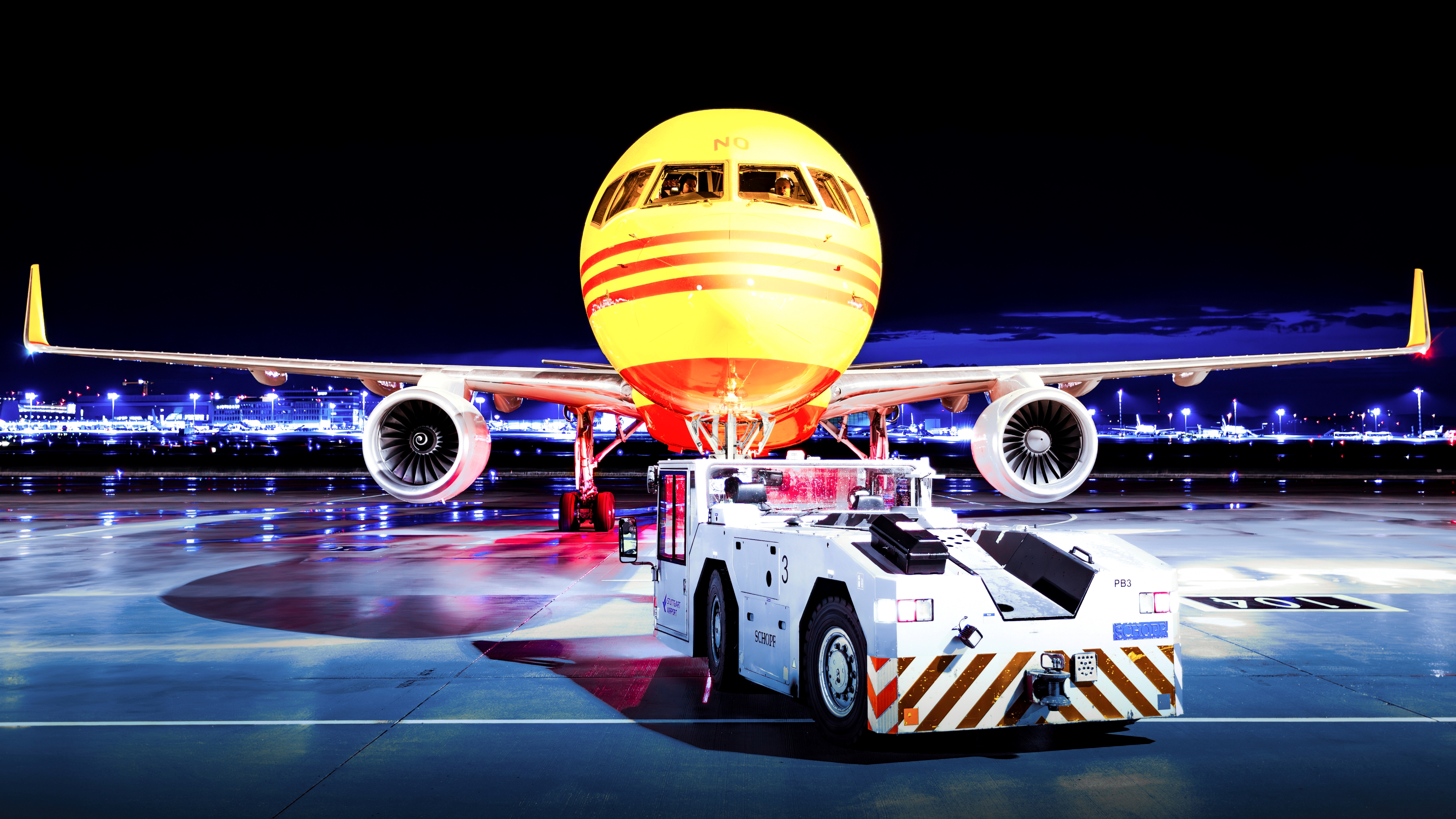 Full size: DHL Boeing 757-200F OE-LNO at Stuttgart Airport