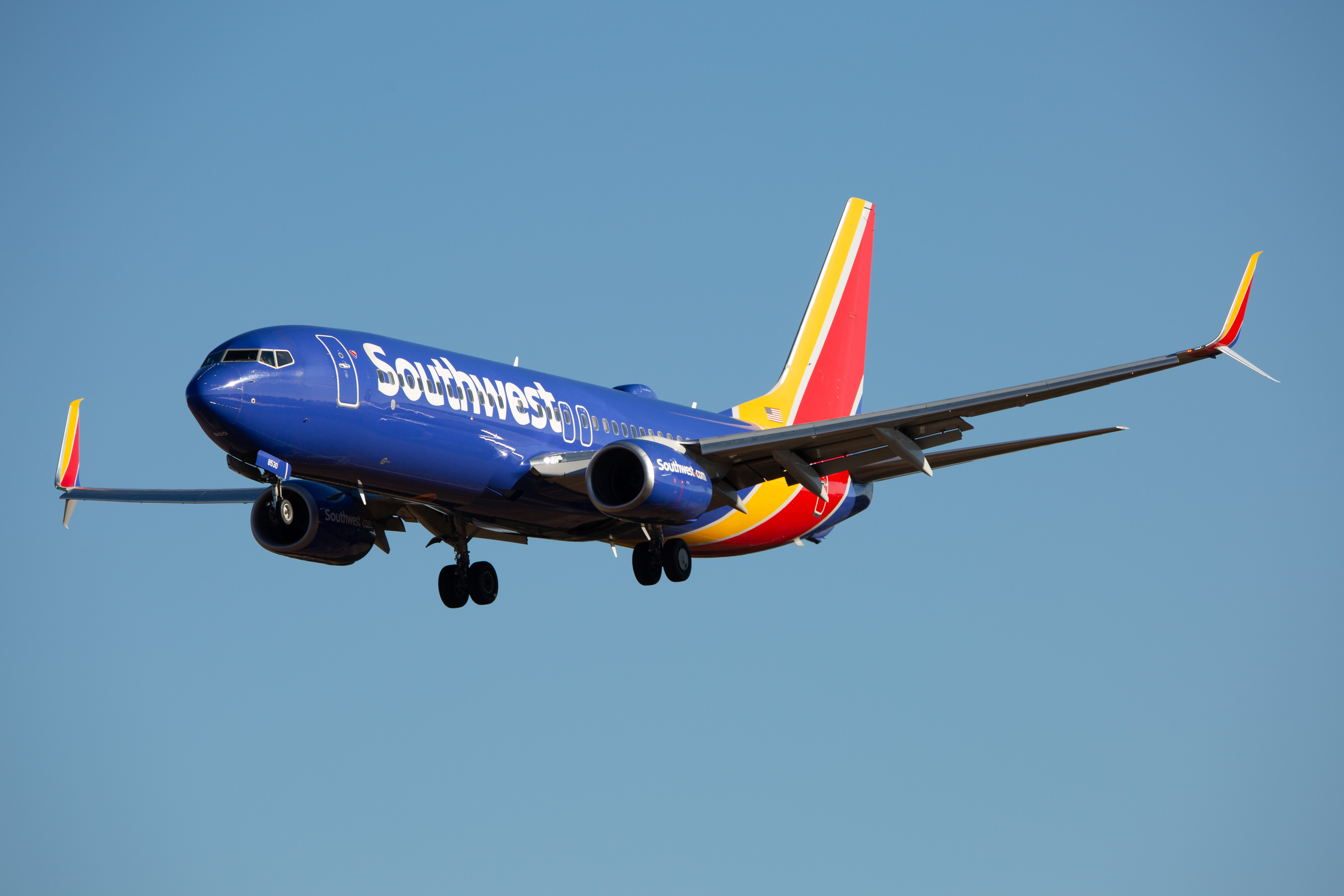 Full size: Southwest Airlines Boeing 737-800 N8530W at Baltimore/Washington International Thurgood Marshall Airport