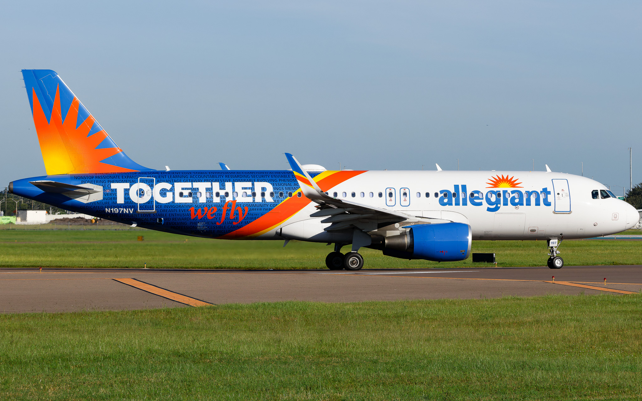 Full size: Allegiant Air Airbus A320 N197NV at St. Petersburg Clearwater International Airport