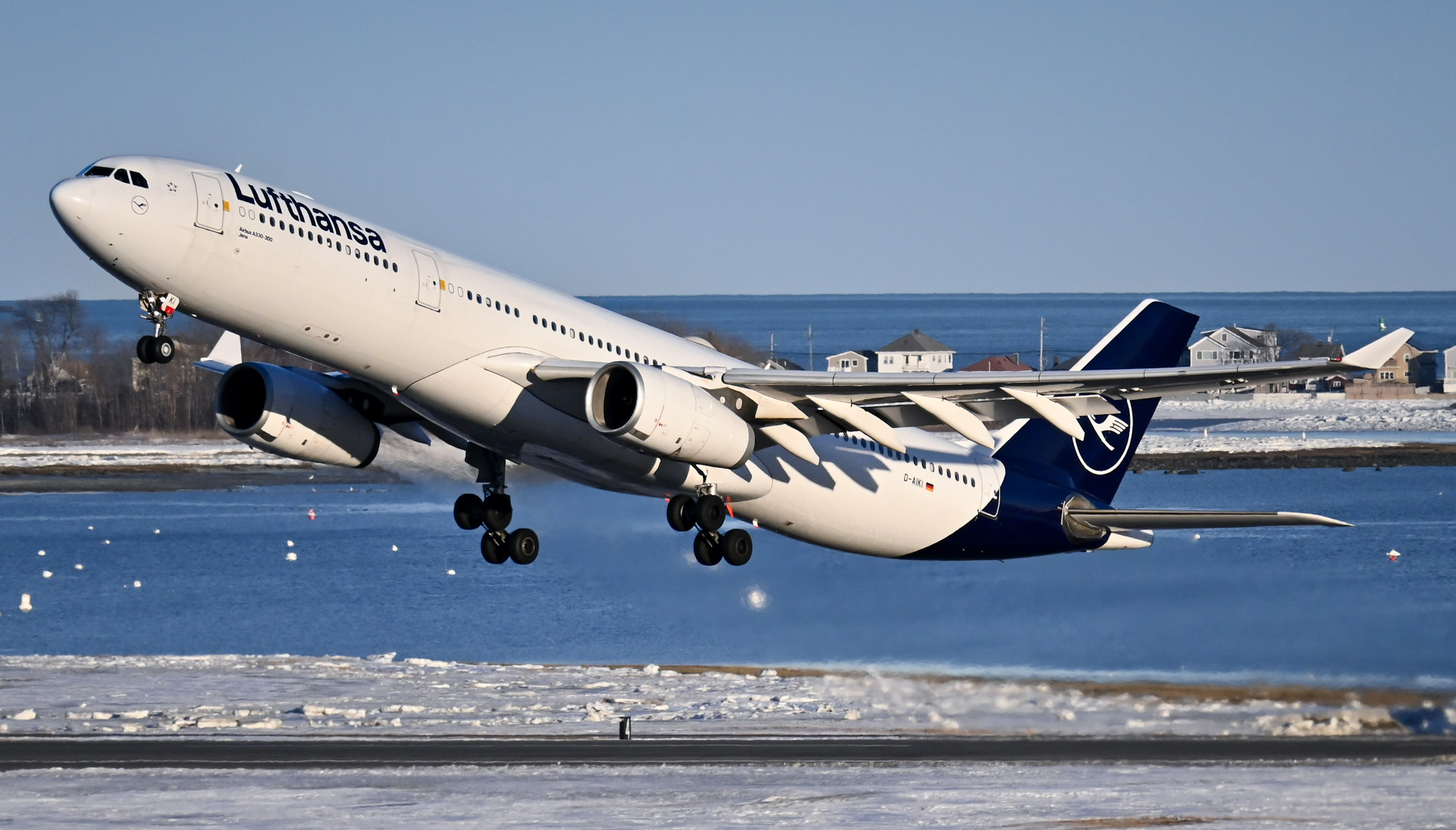 Full size: Lufthansa Airbus A330-300 D-AIKI at General Edward Lawrence Logan International Airport