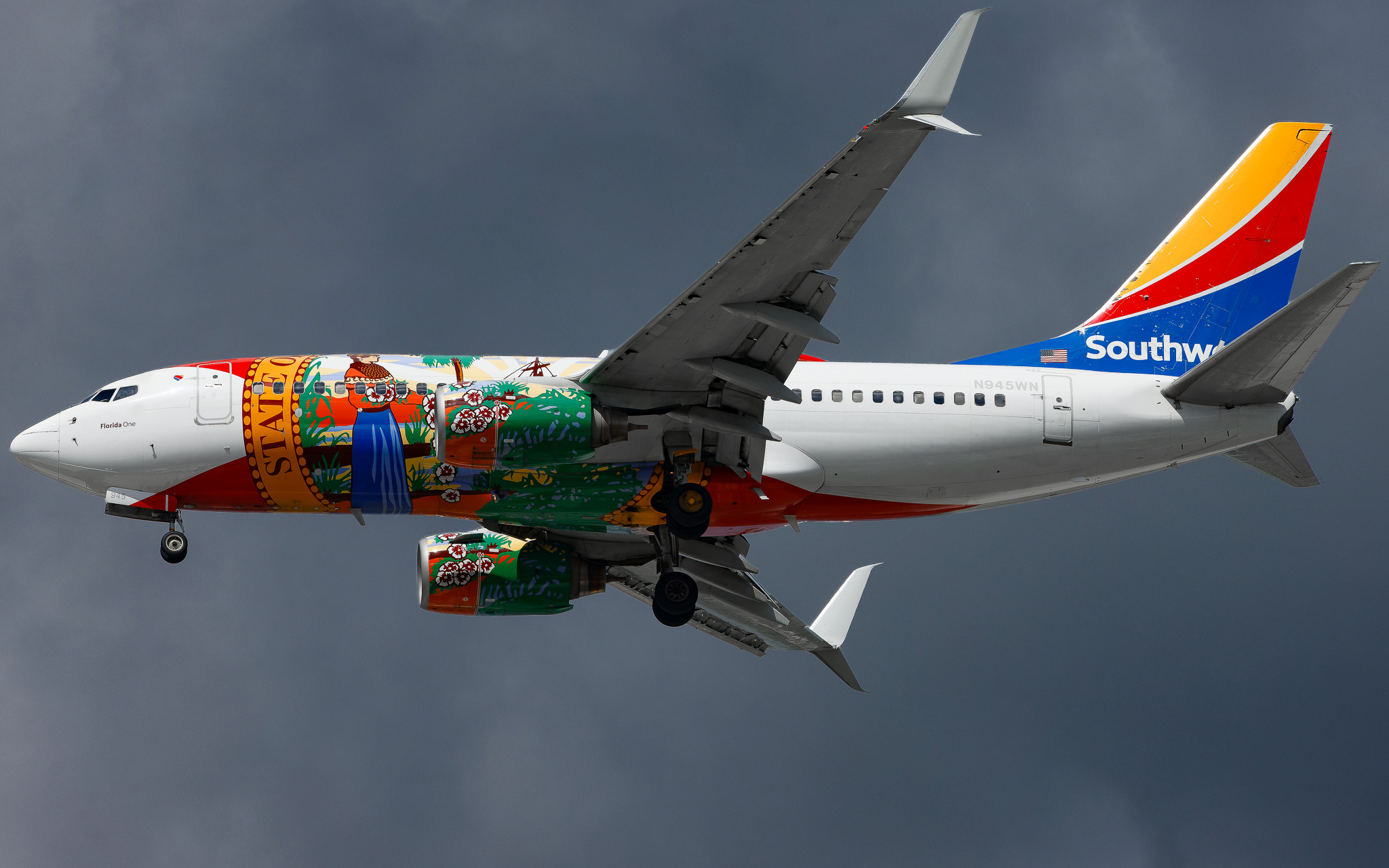 Full size: Southwest Airlines  Boeing 737-700 N945WN at Tampa International Airport