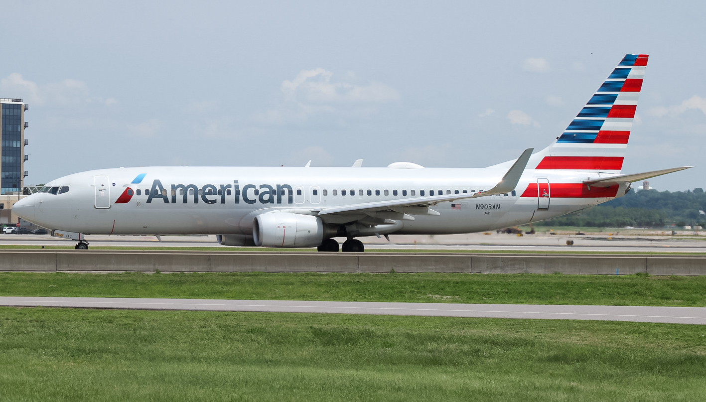 N903AN) American Airlines Boeing 737-800 by Rylan Mills