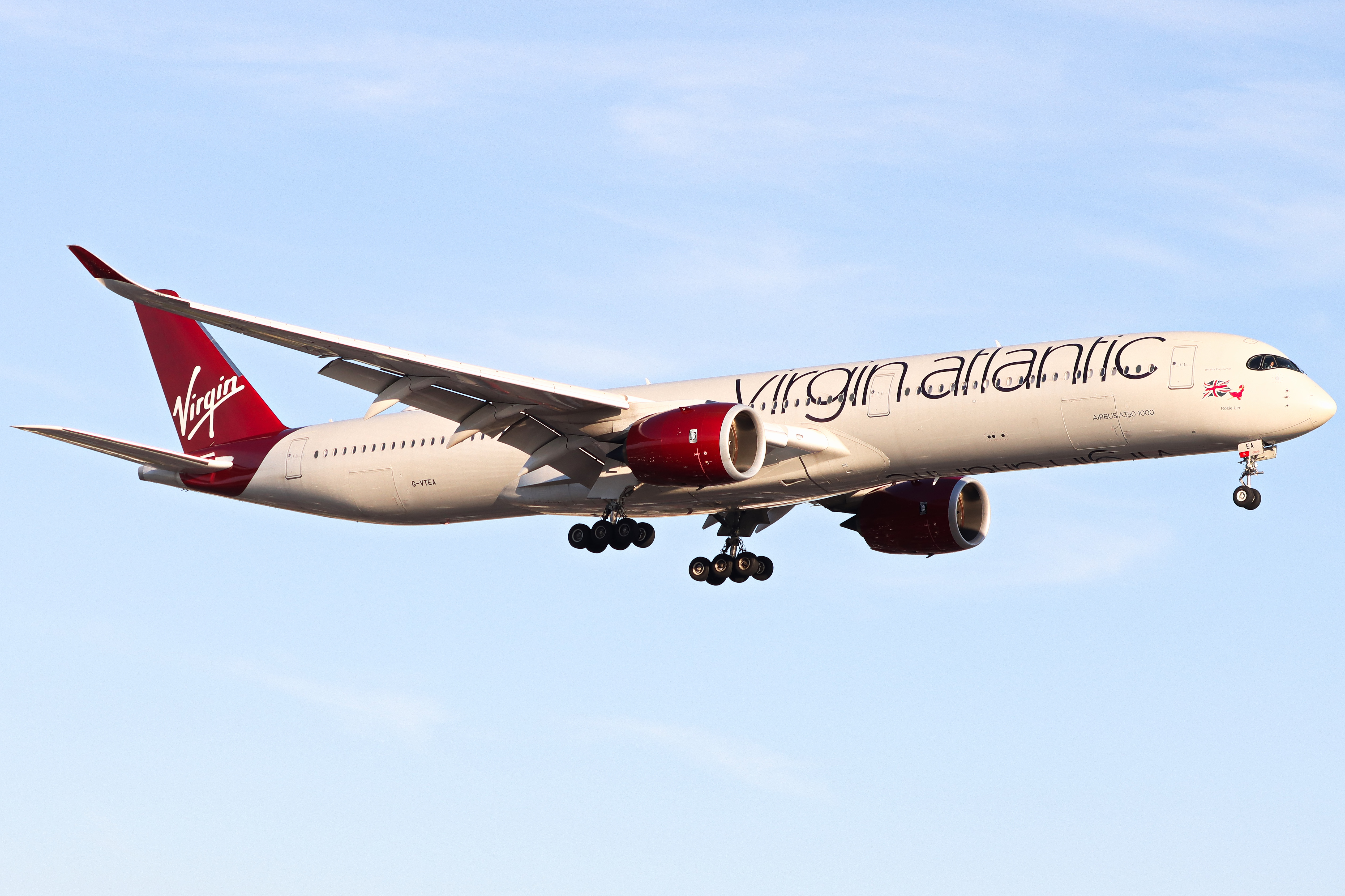 Full size: Virgin Atlantic Airbus A350-1000 G-VTEA at London Heathrow International Airport