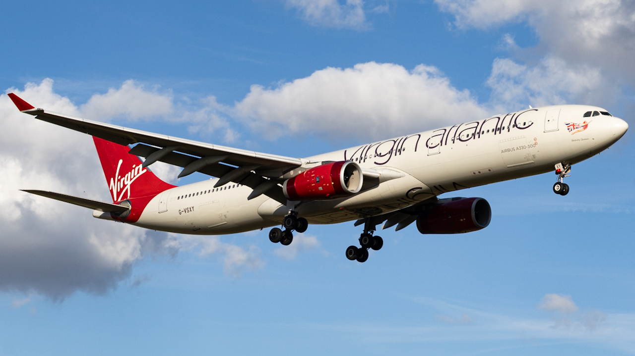 Full size: Virgin Atlantic Airbus A330-300 G-VSXY at Tampa International Airport