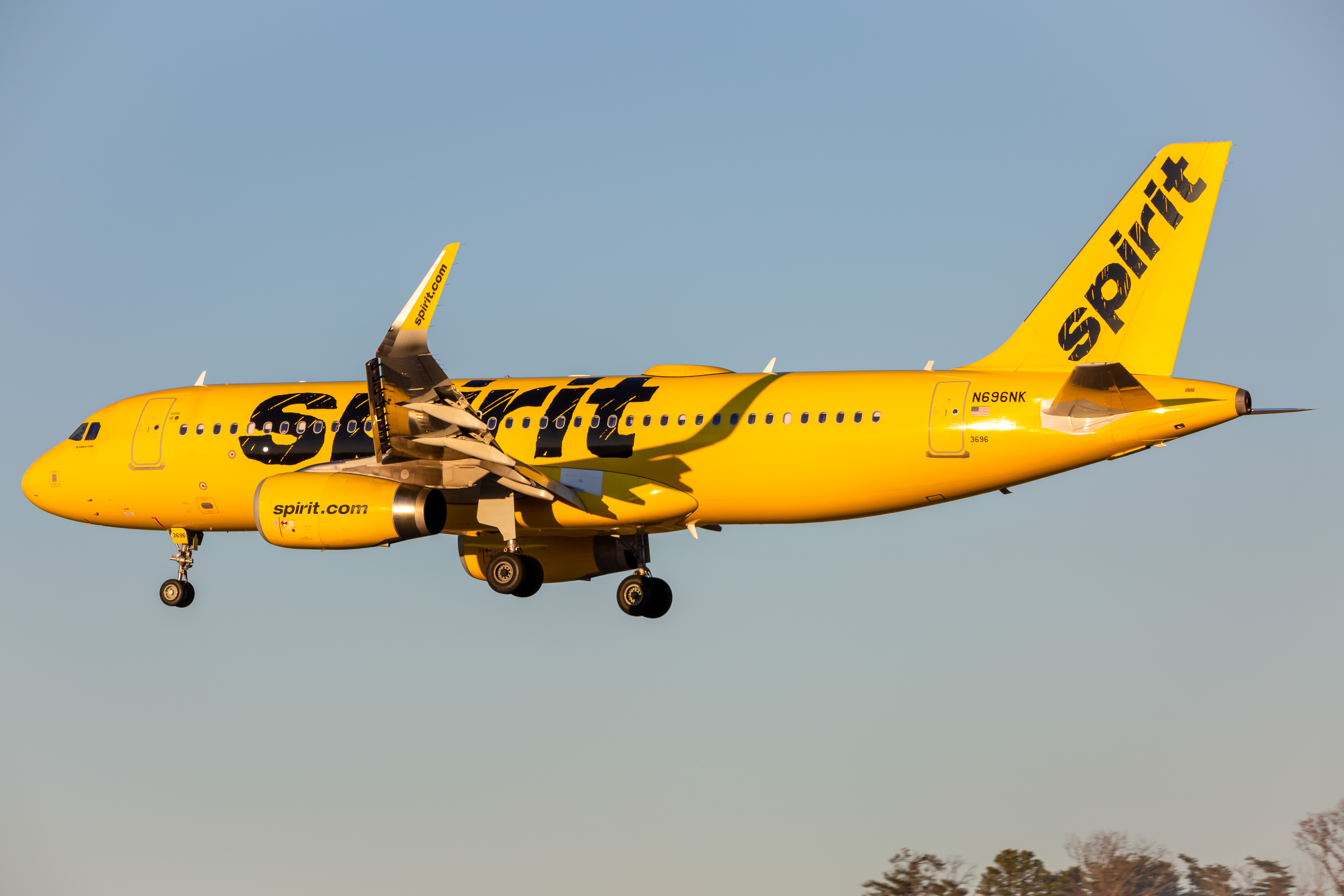 Full size: Spirit Airlines Airbus A320 N696NK at Baltimore/Washington International Thurgood Marshall Airport