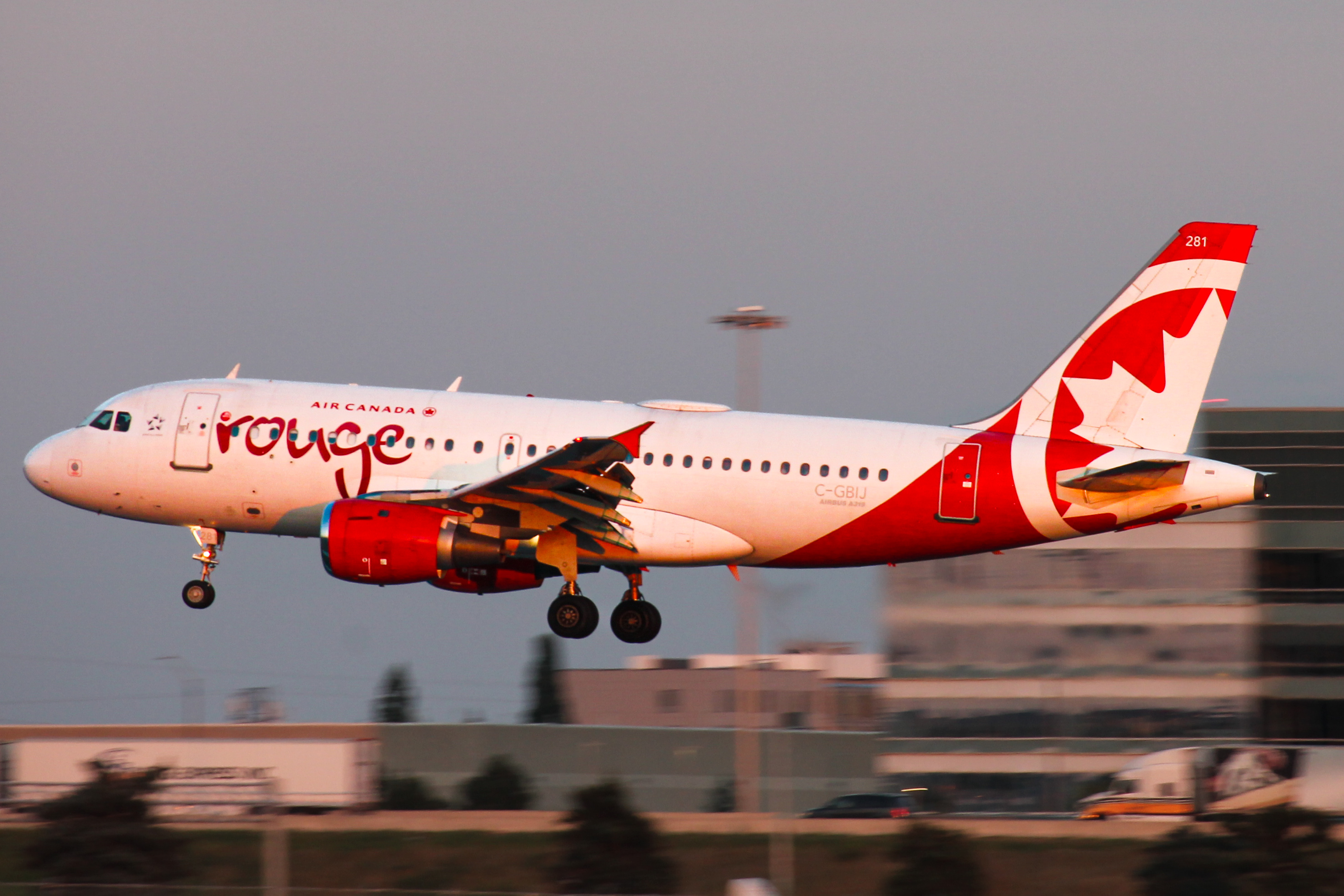Full size: Air Canada Rouge Airbus A319 C-GBIJ at Lester B Pearson International Airport